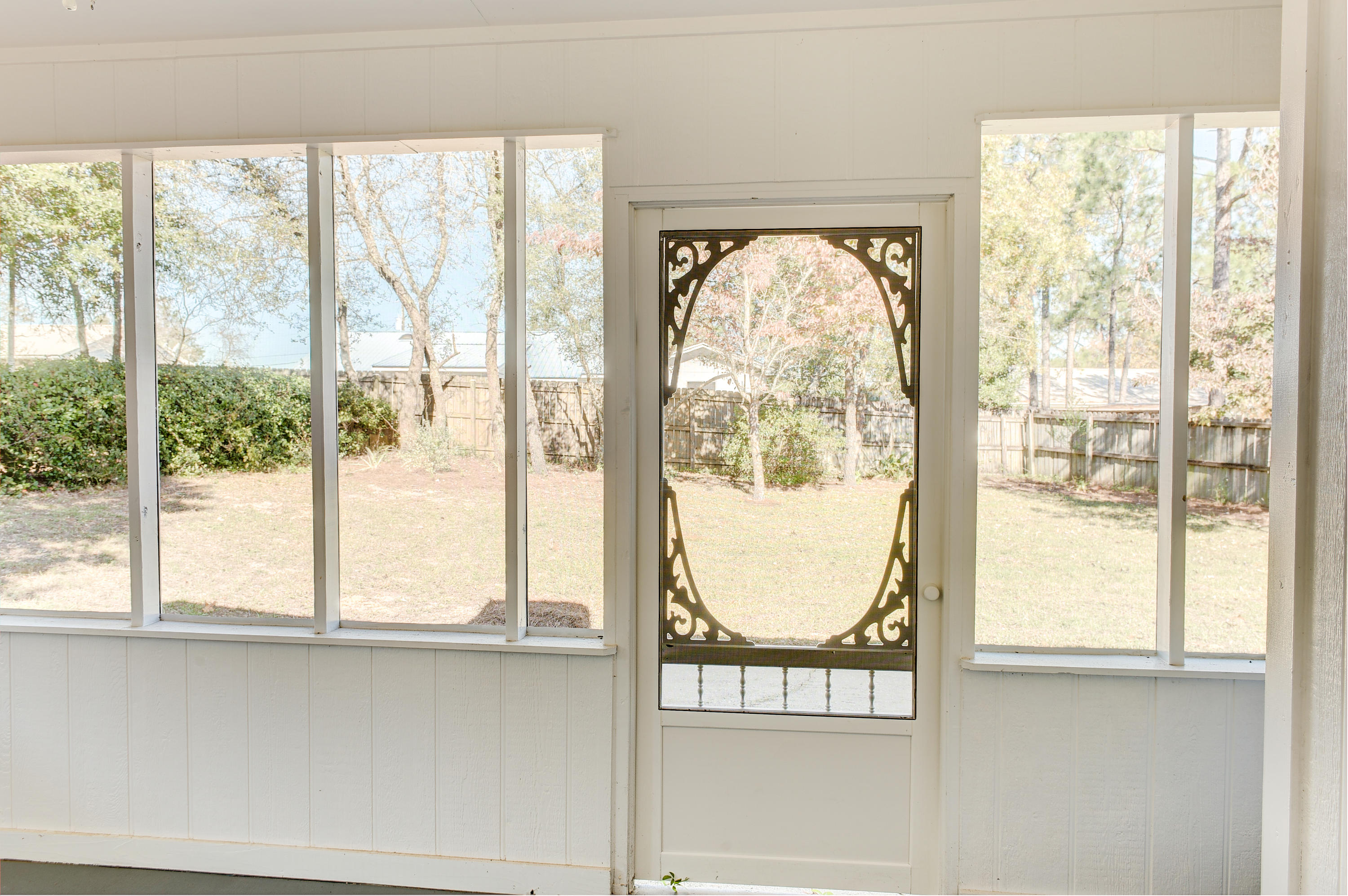 COUNTRYVIEW EST 6TH - Residential