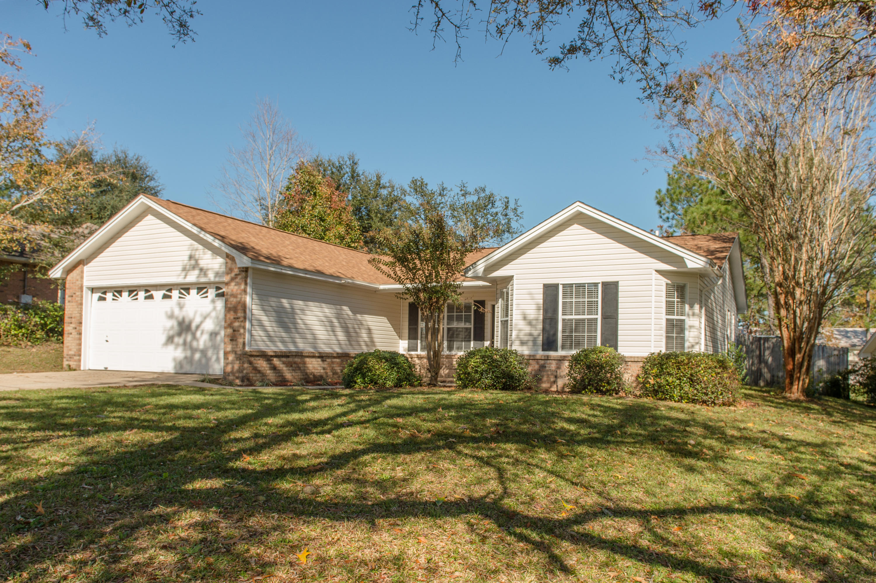 COUNTRYVIEW EST 6TH - Residential