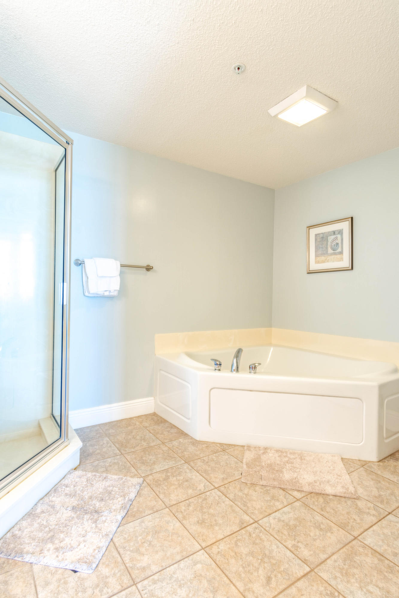 WATERS EDGE - Residential