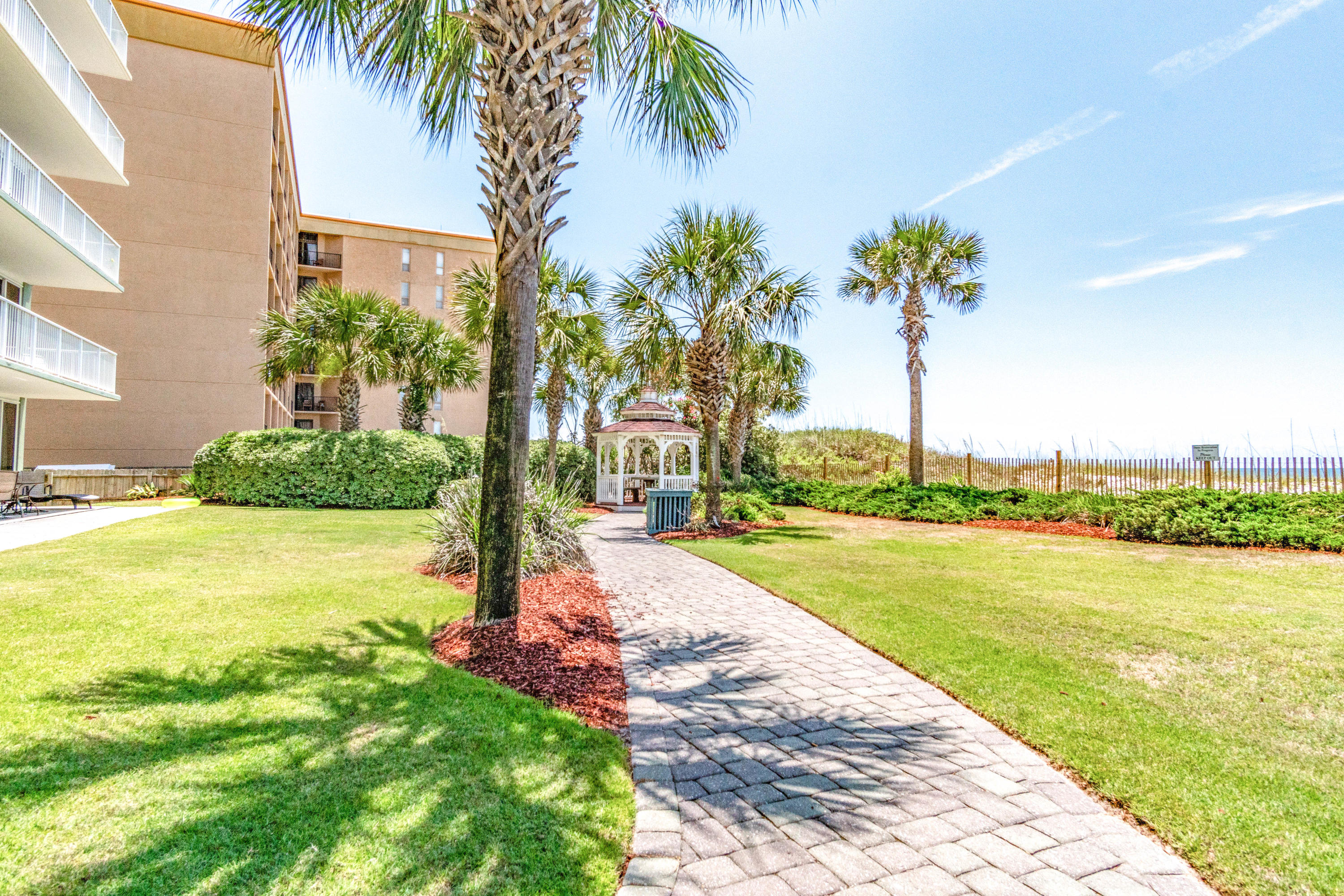 WATERS EDGE - Residential