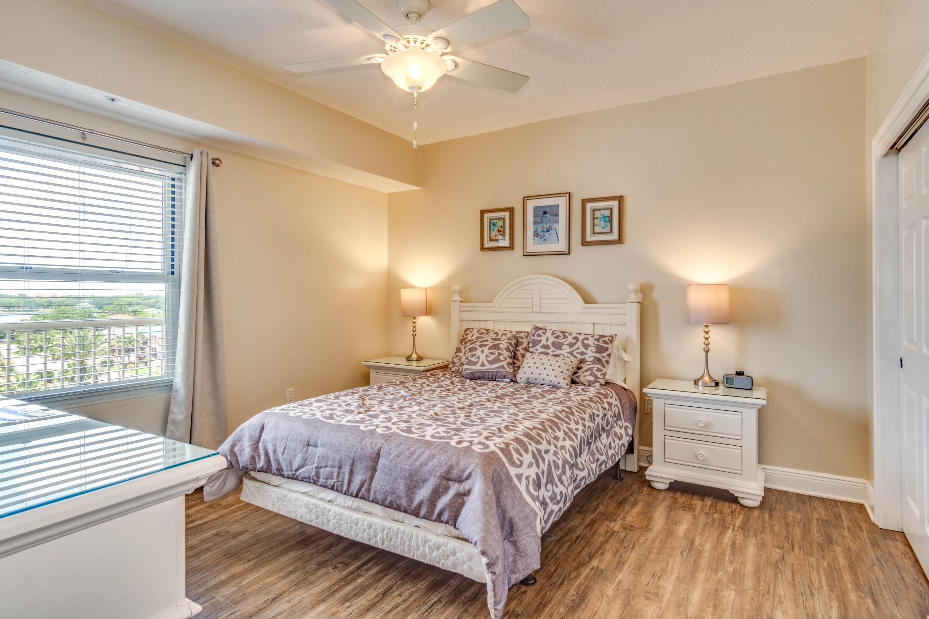 WATERS EDGE - Residential