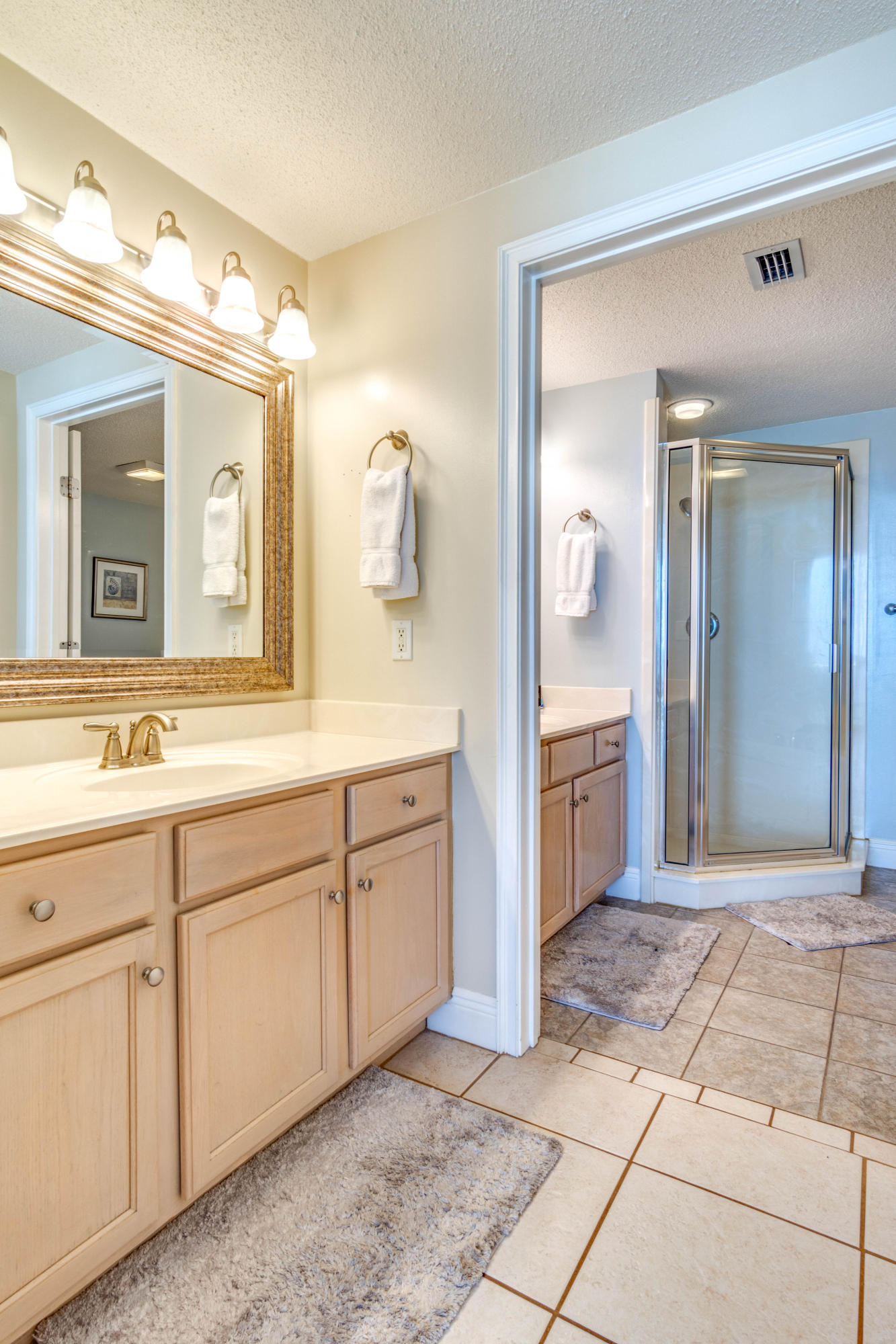 WATERS EDGE - Residential