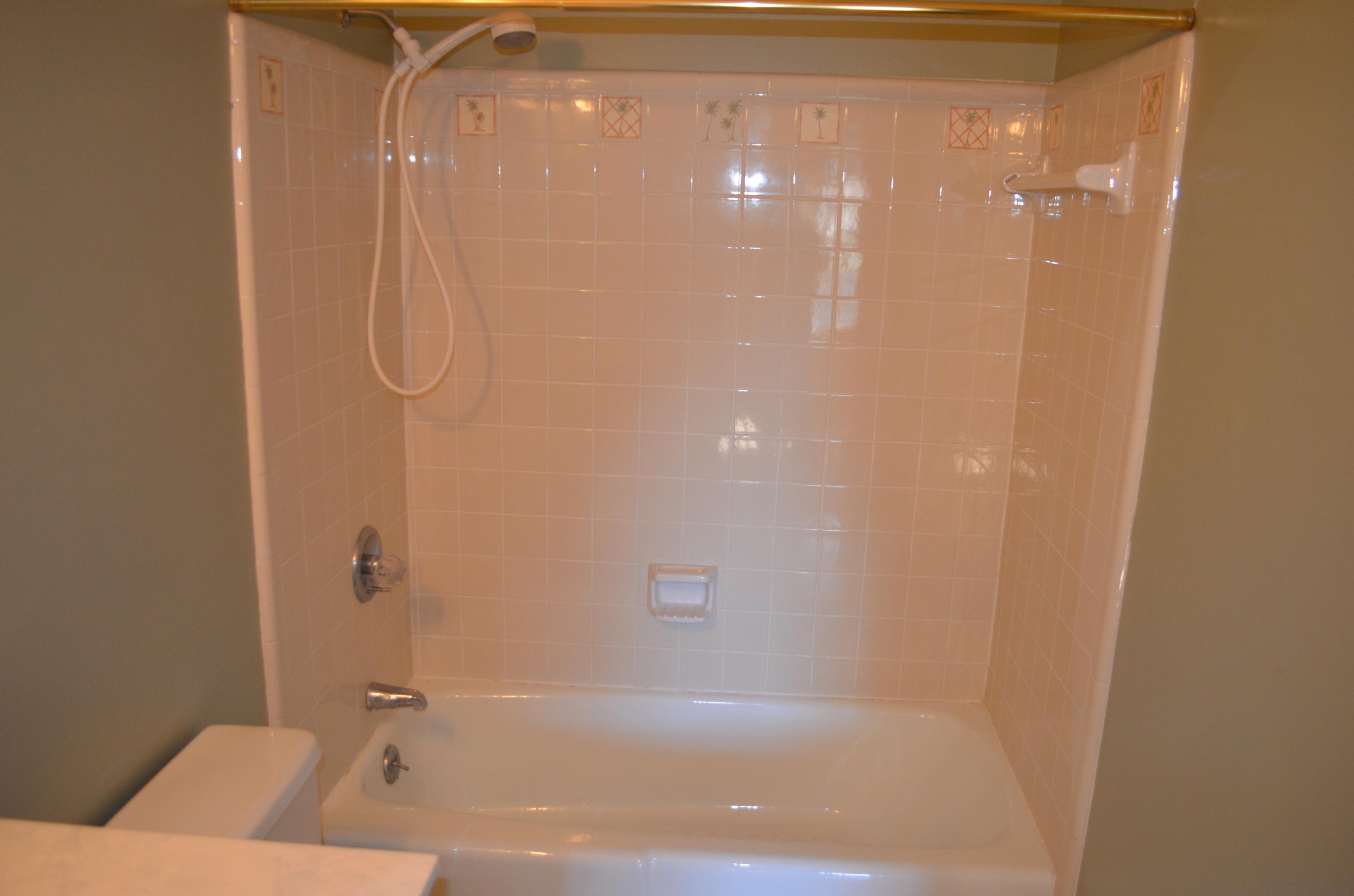 GARDEN VILLAS PH 1 - Residential Lease