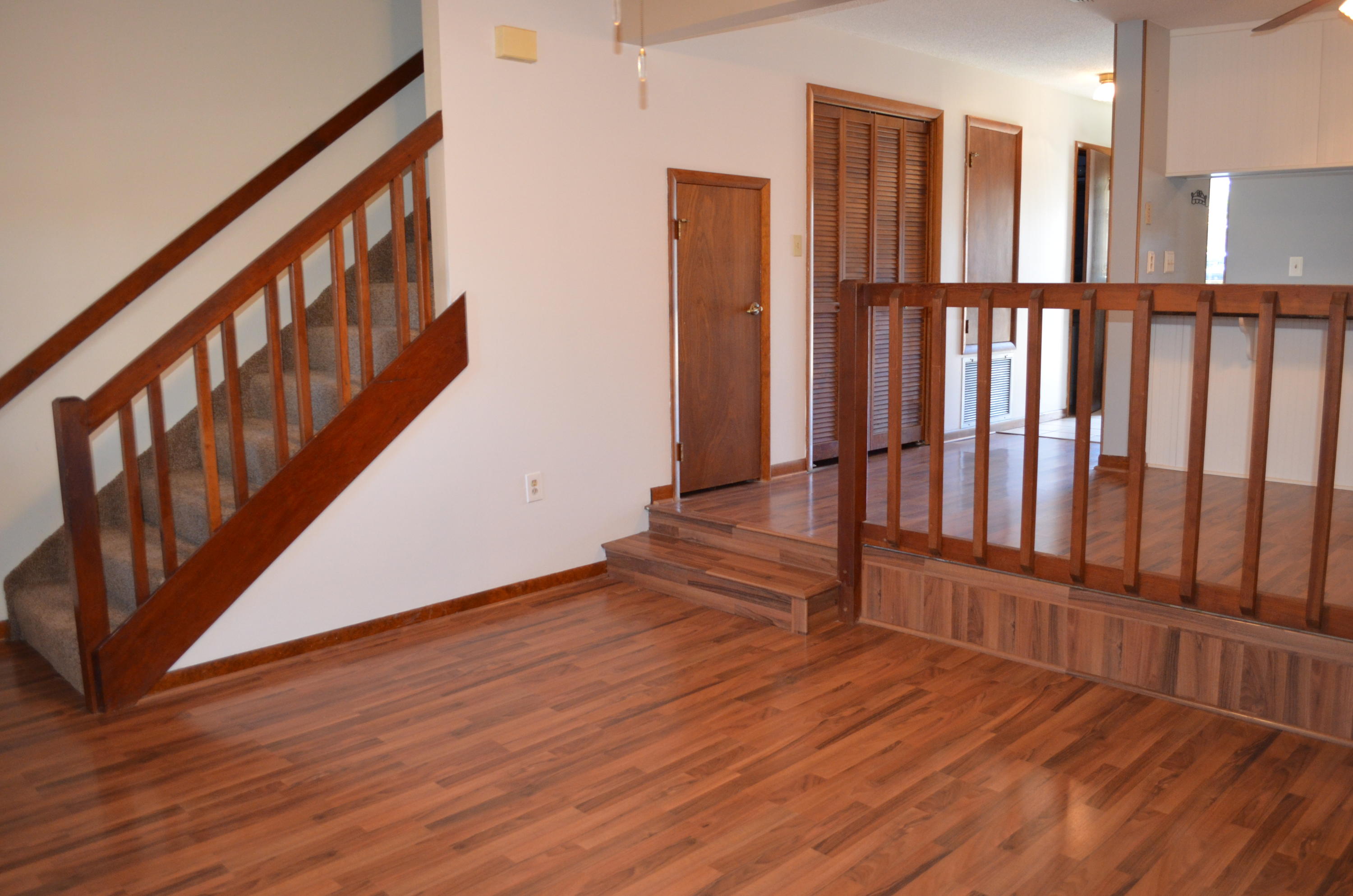 GARDEN VILLAS PH 1 - Residential Lease