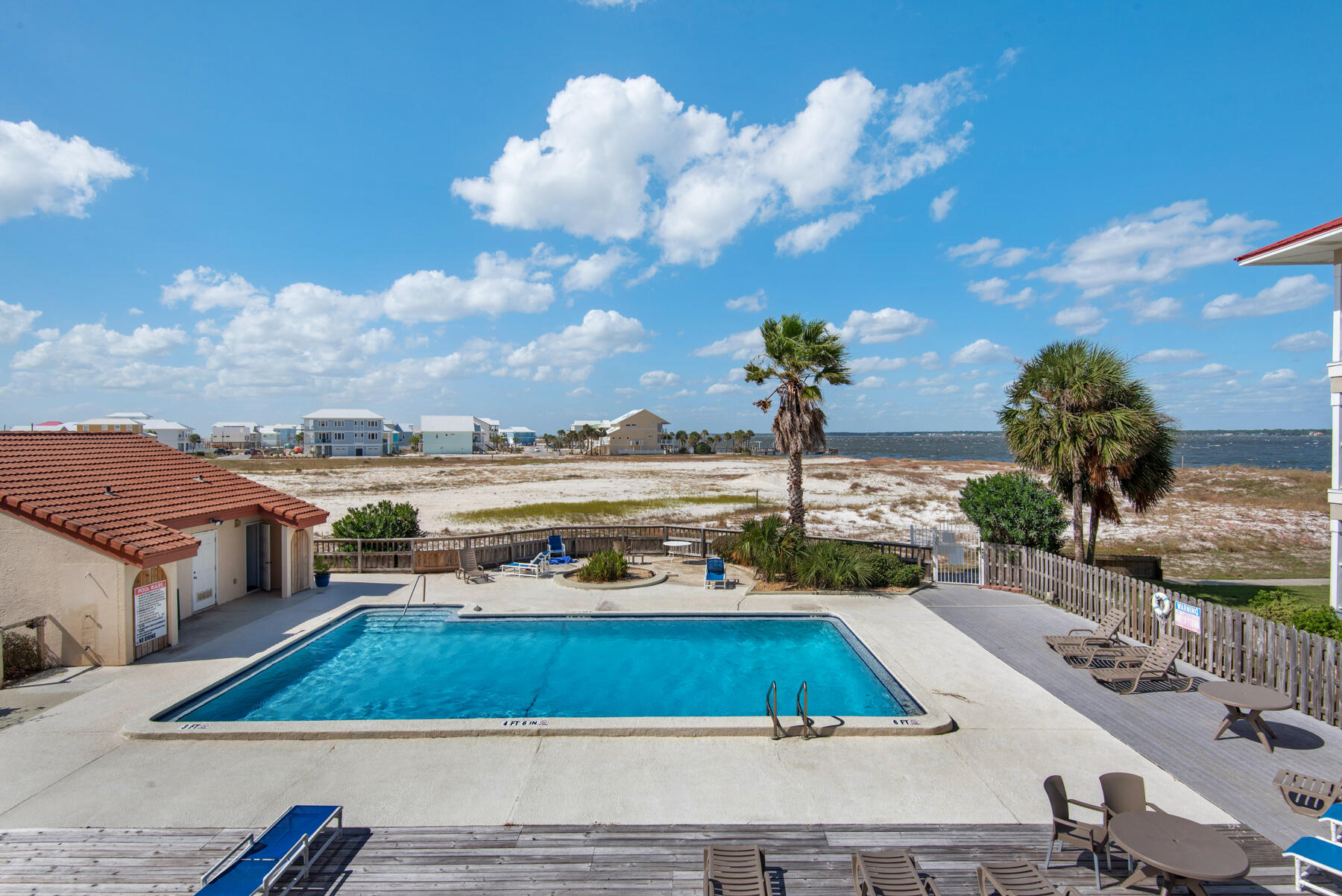 SUNSET HARBOUR VILLAS CONDO - Residential