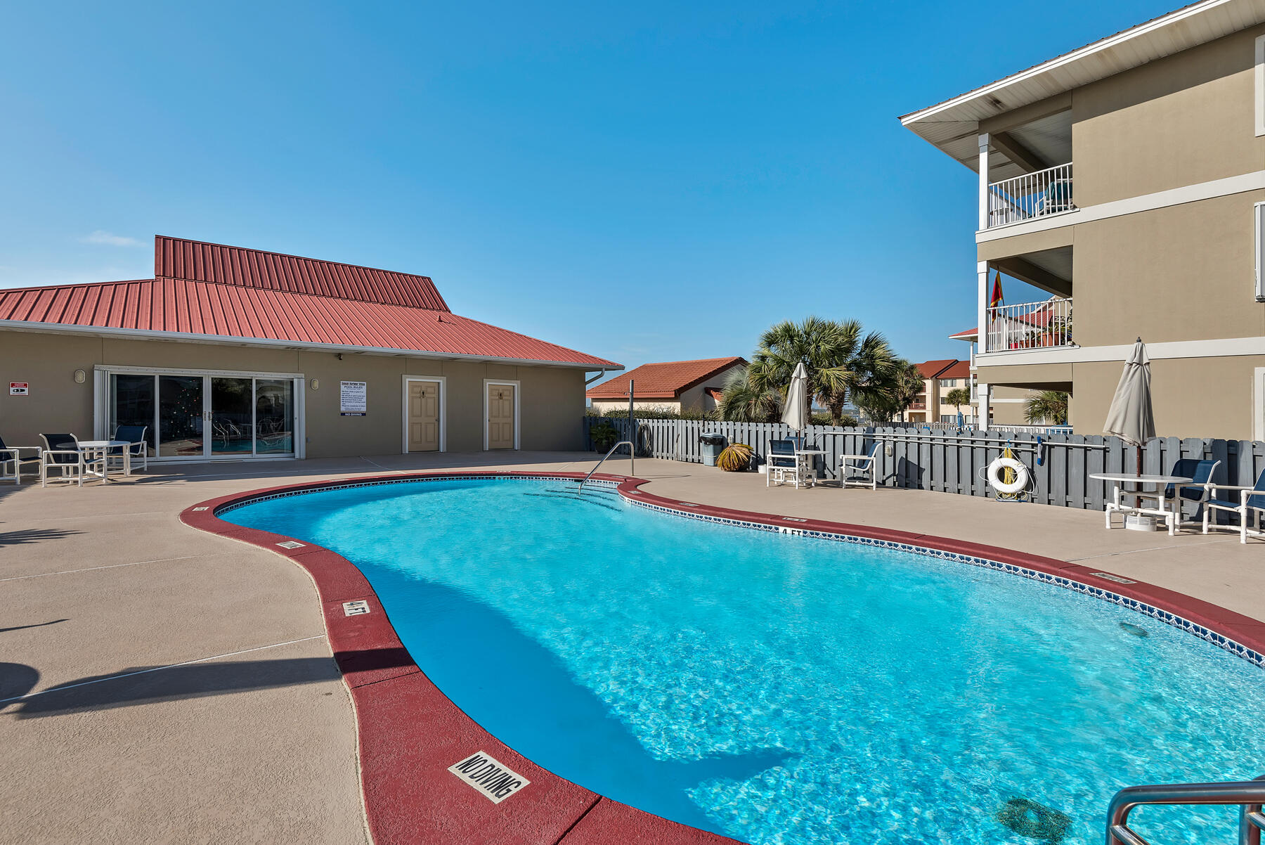 SUNSET HARBOUR VILLAS CONDO - Residential