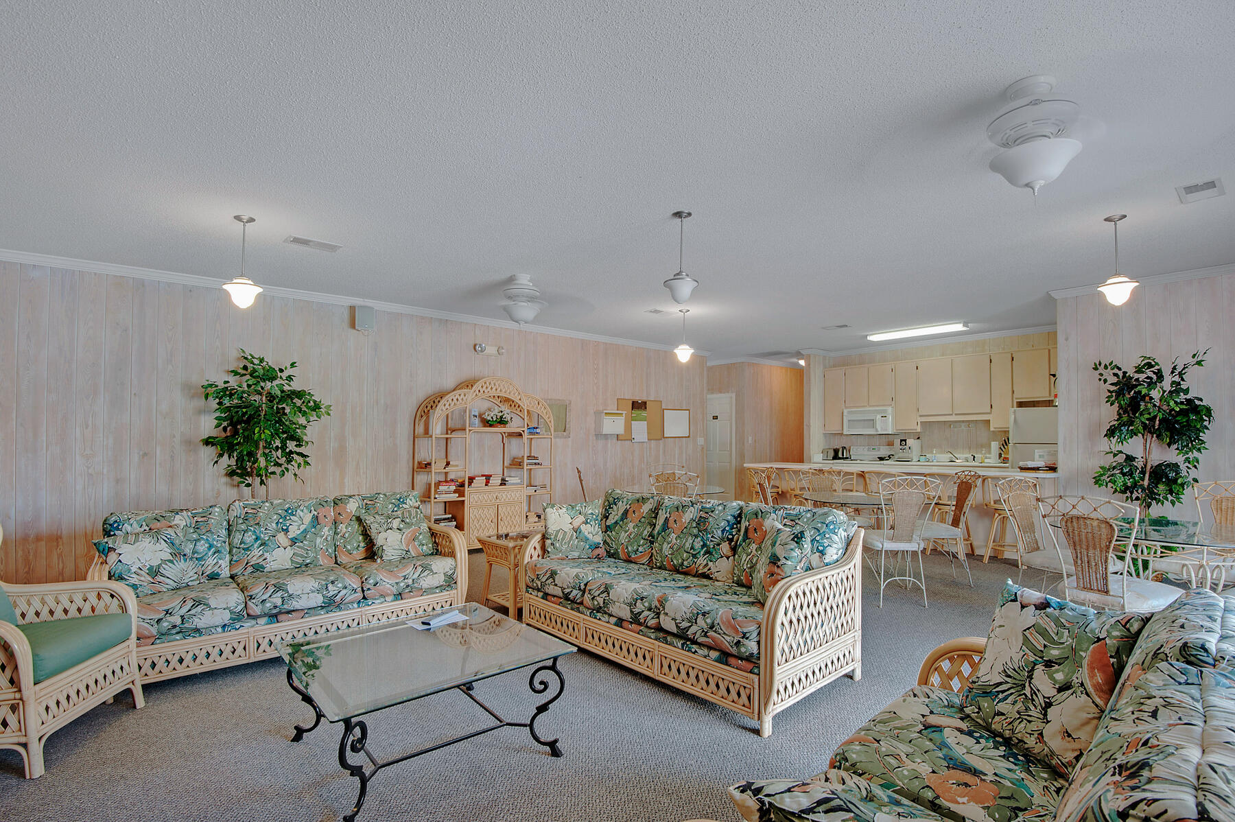 SUNSET HARBOUR VILLAS CONDO - Residential