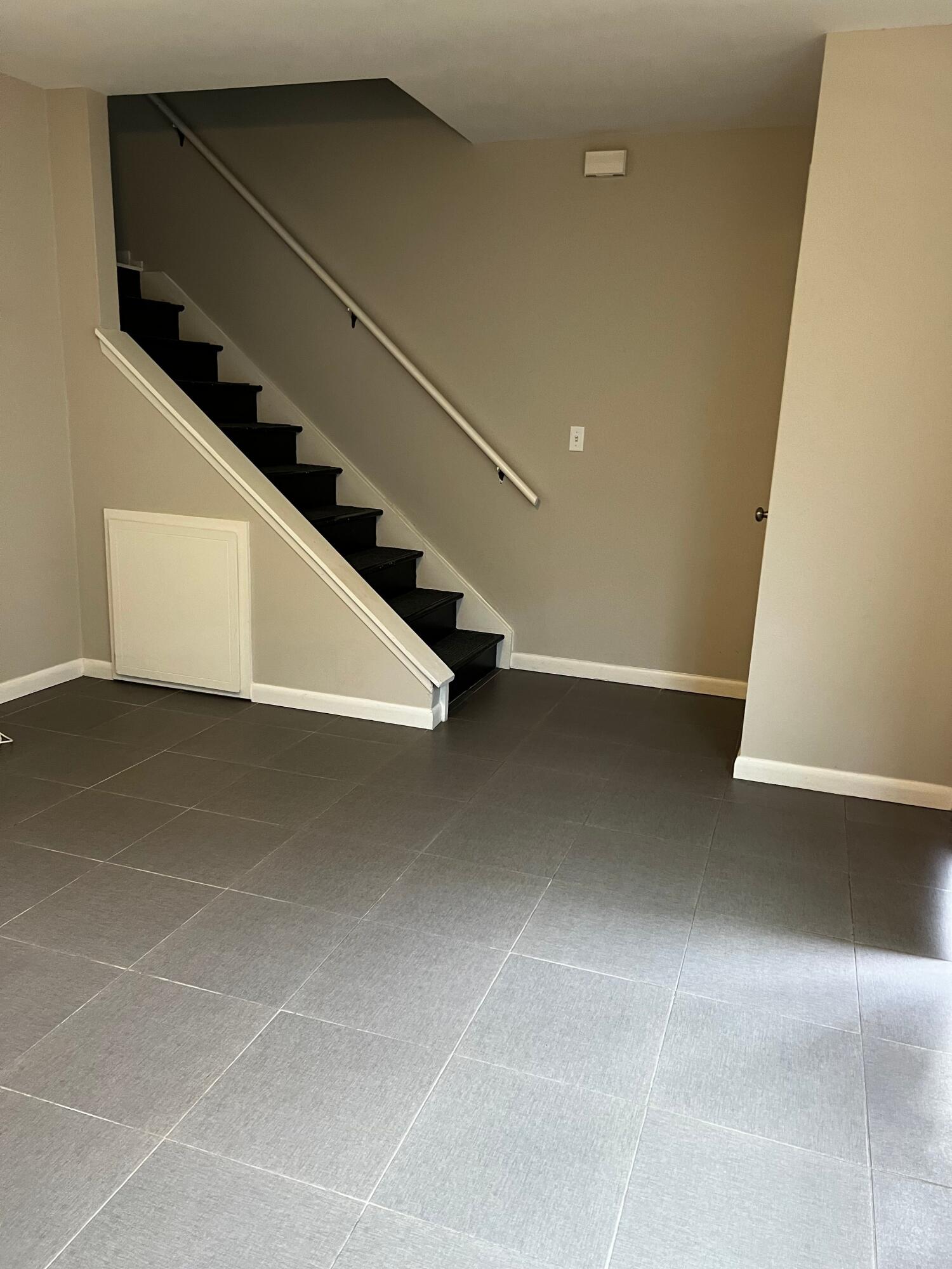 BROWNSVILLE STATION - Residential Lease