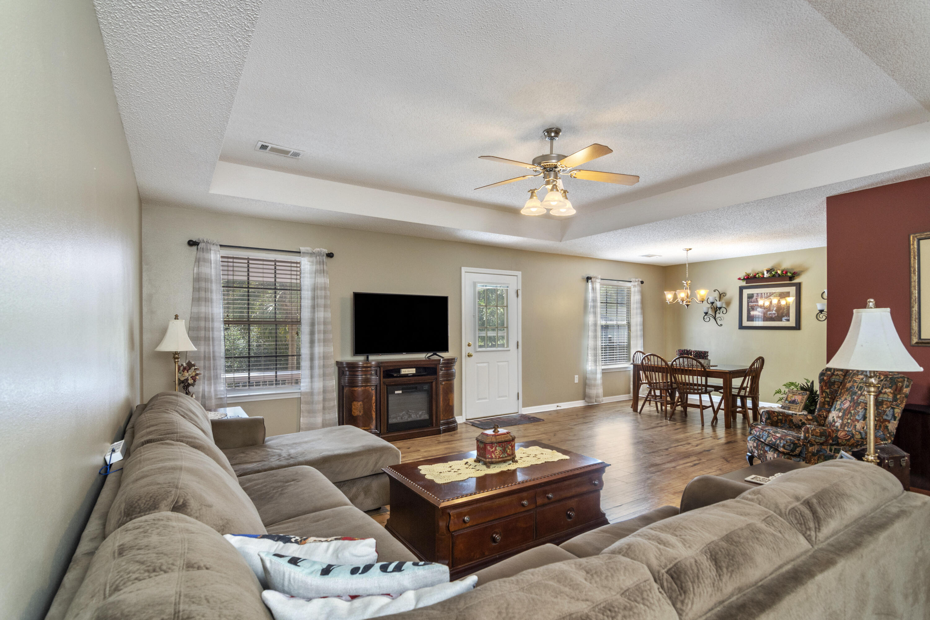 FAIRCHILD ESTATES - Residential