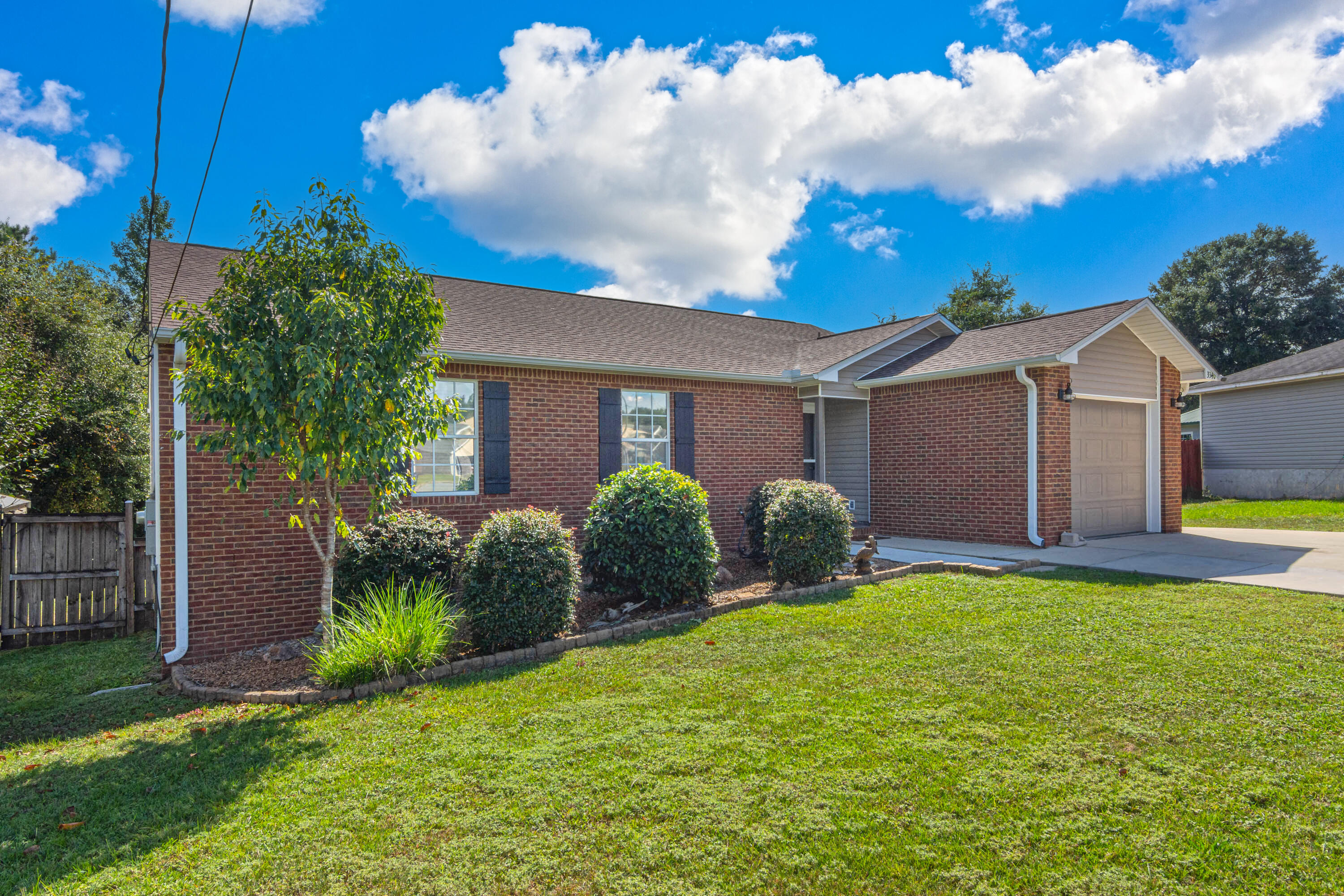 FAIRCHILD ESTATES - Residential