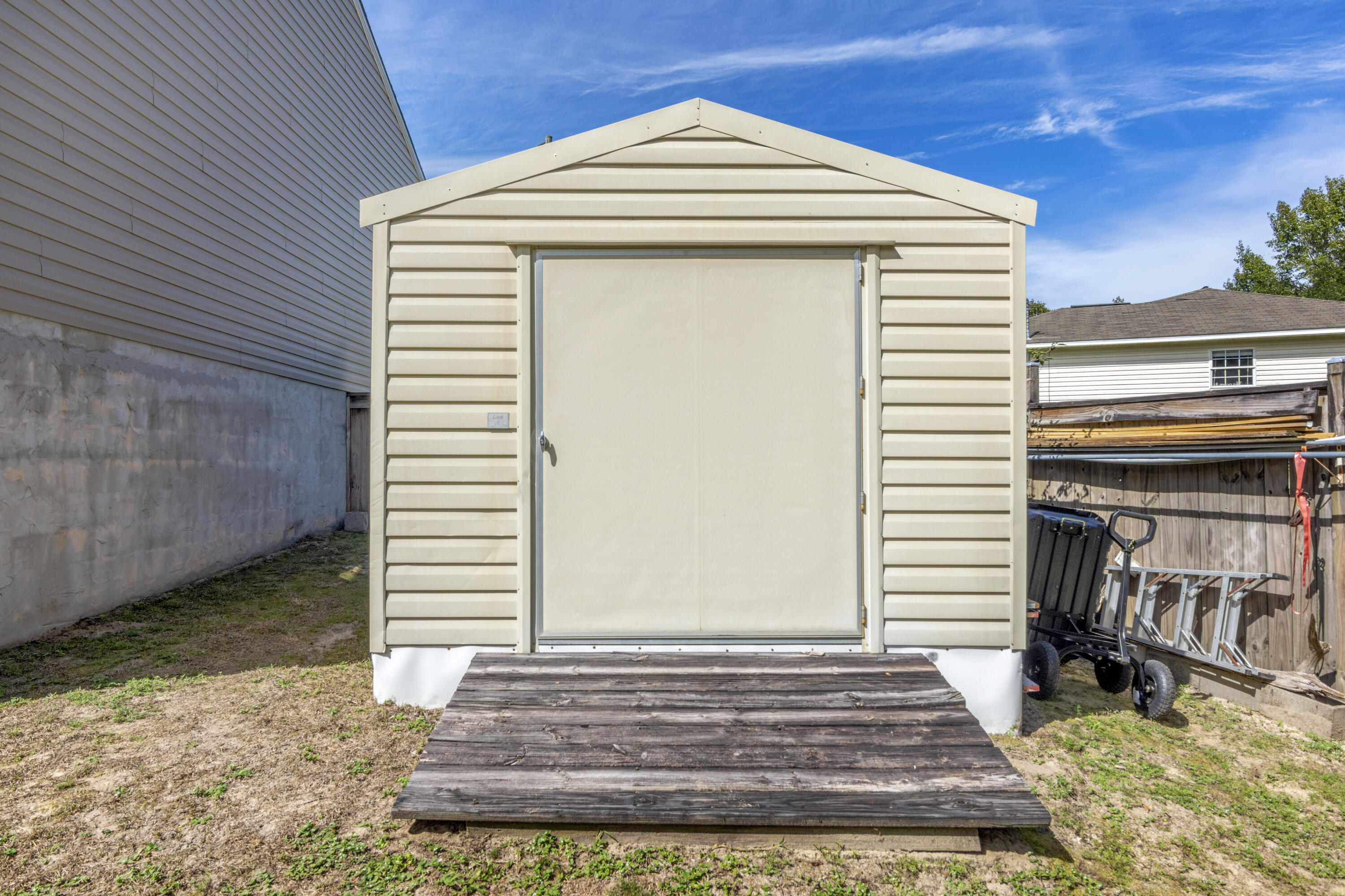 FAIRCHILD ESTATES - Residential