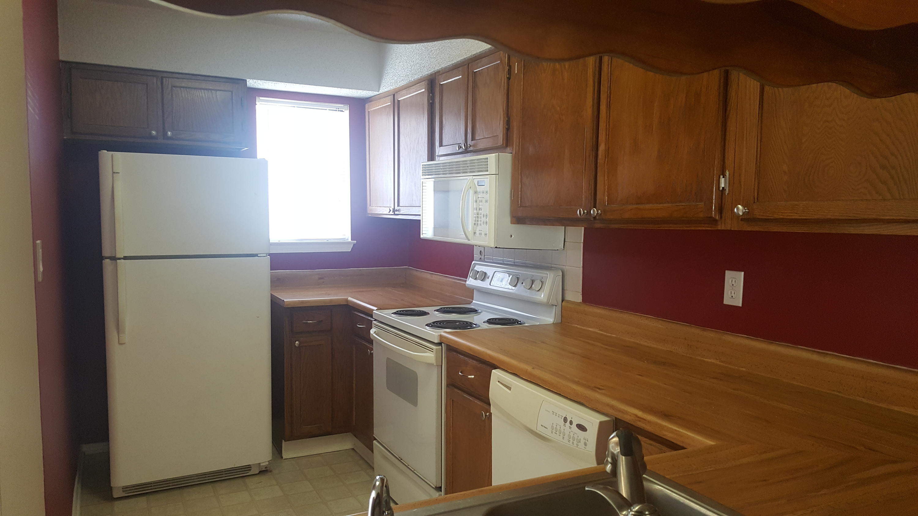 NEW WALTON VILLAGE - Residential Lease