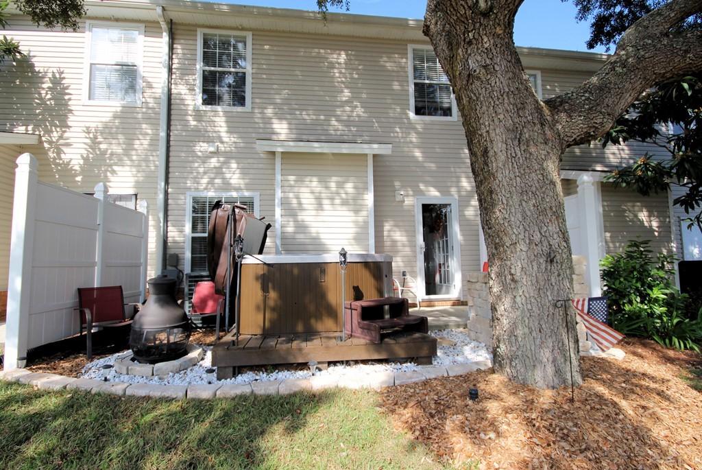 ENDICOTT VILLAGE - Residential