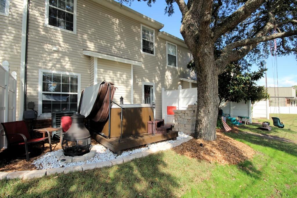 ENDICOTT VILLAGE - Residential