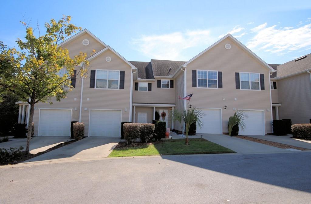 ENDICOTT VILLAGE - Residential