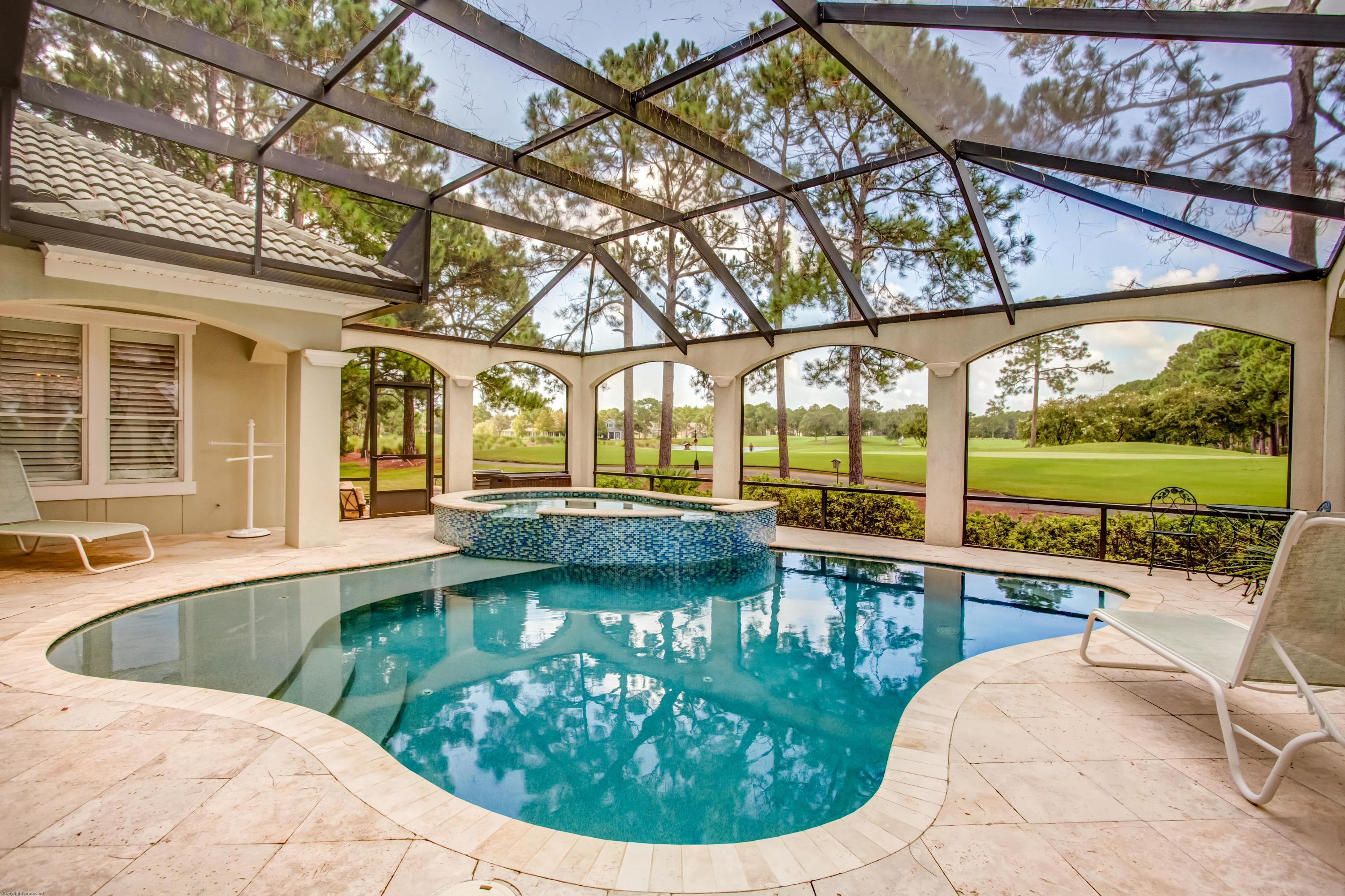 ISLAND GREEN - Residential