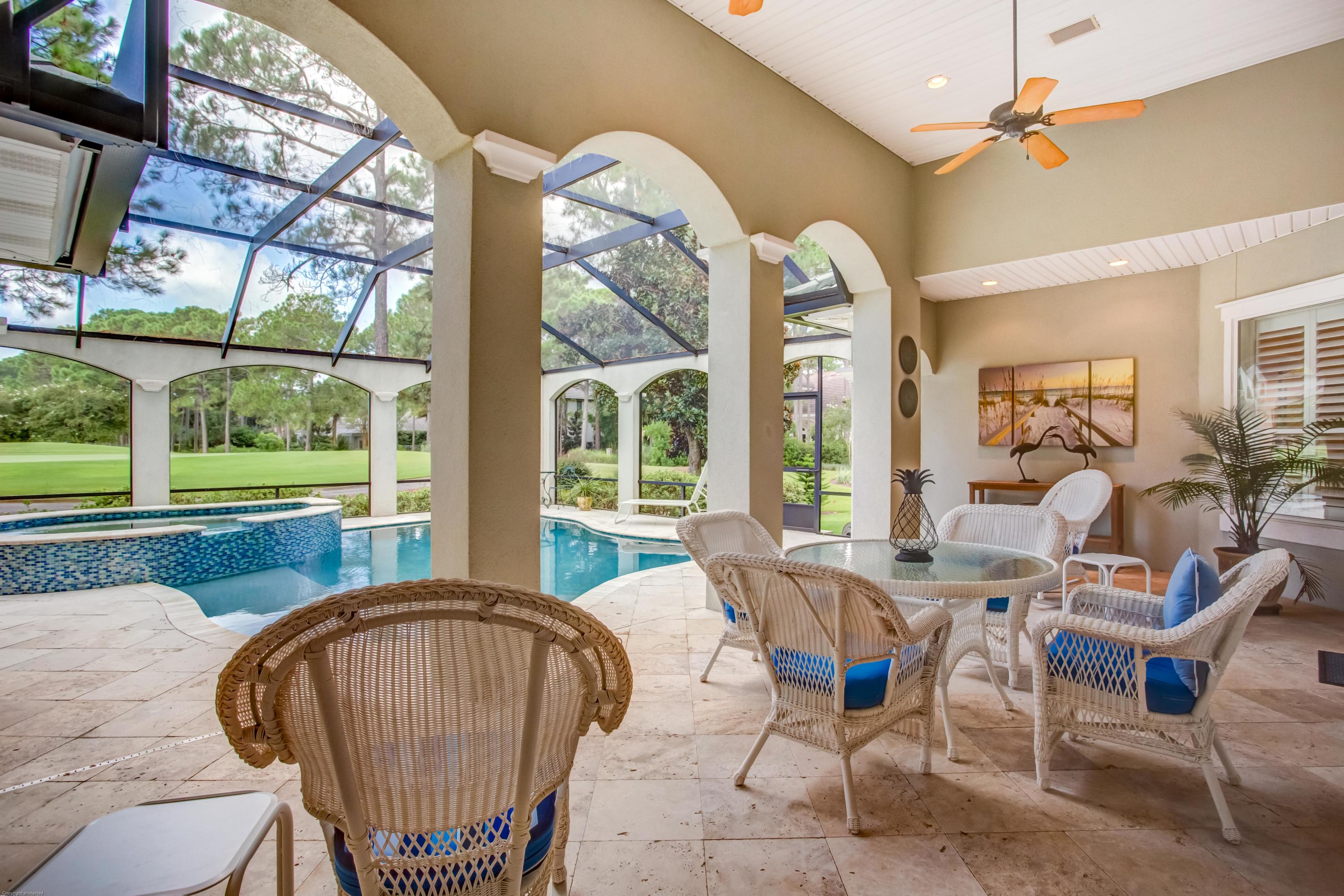 ISLAND GREEN - Residential