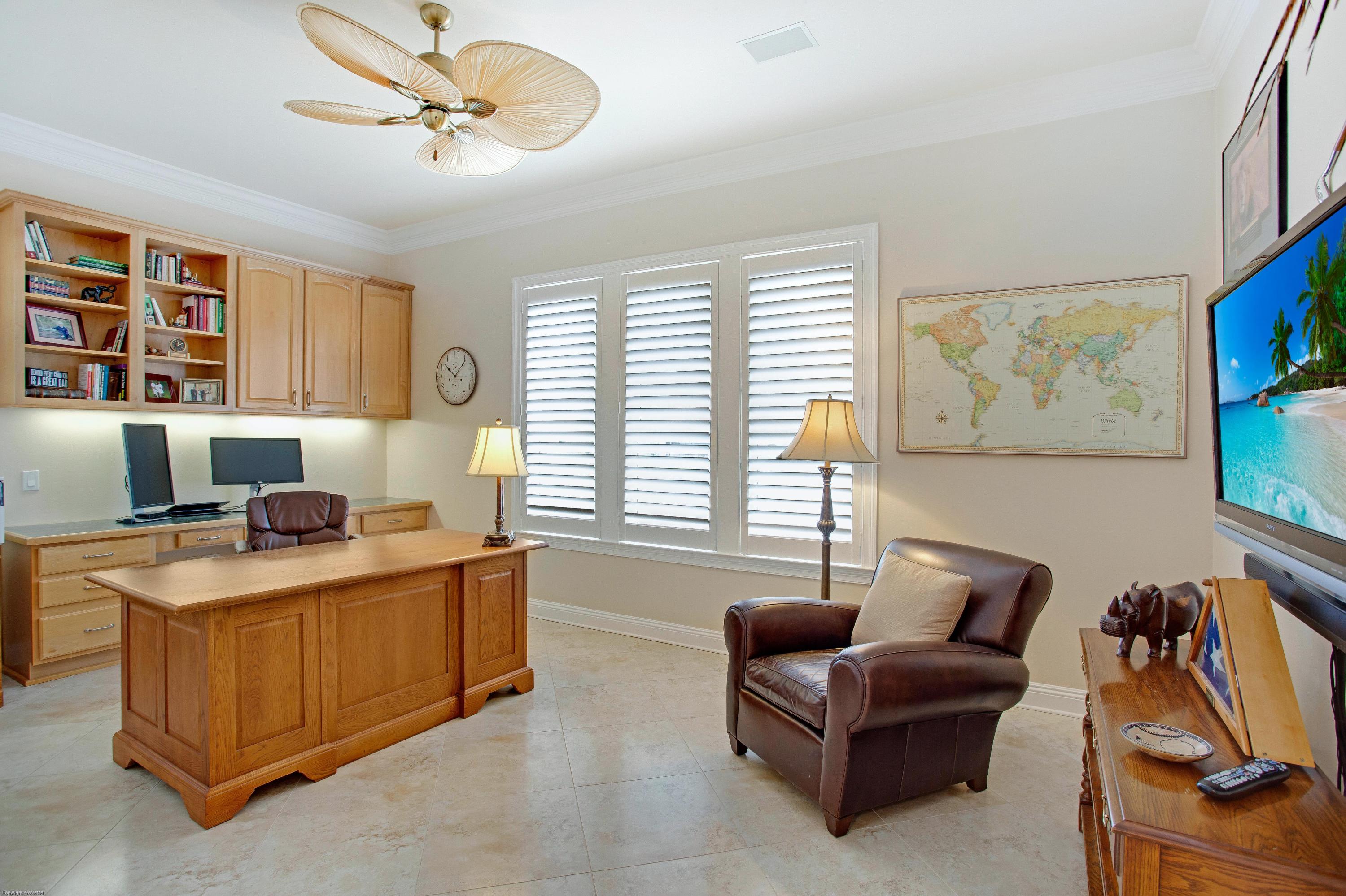 ISLAND GREEN - Residential