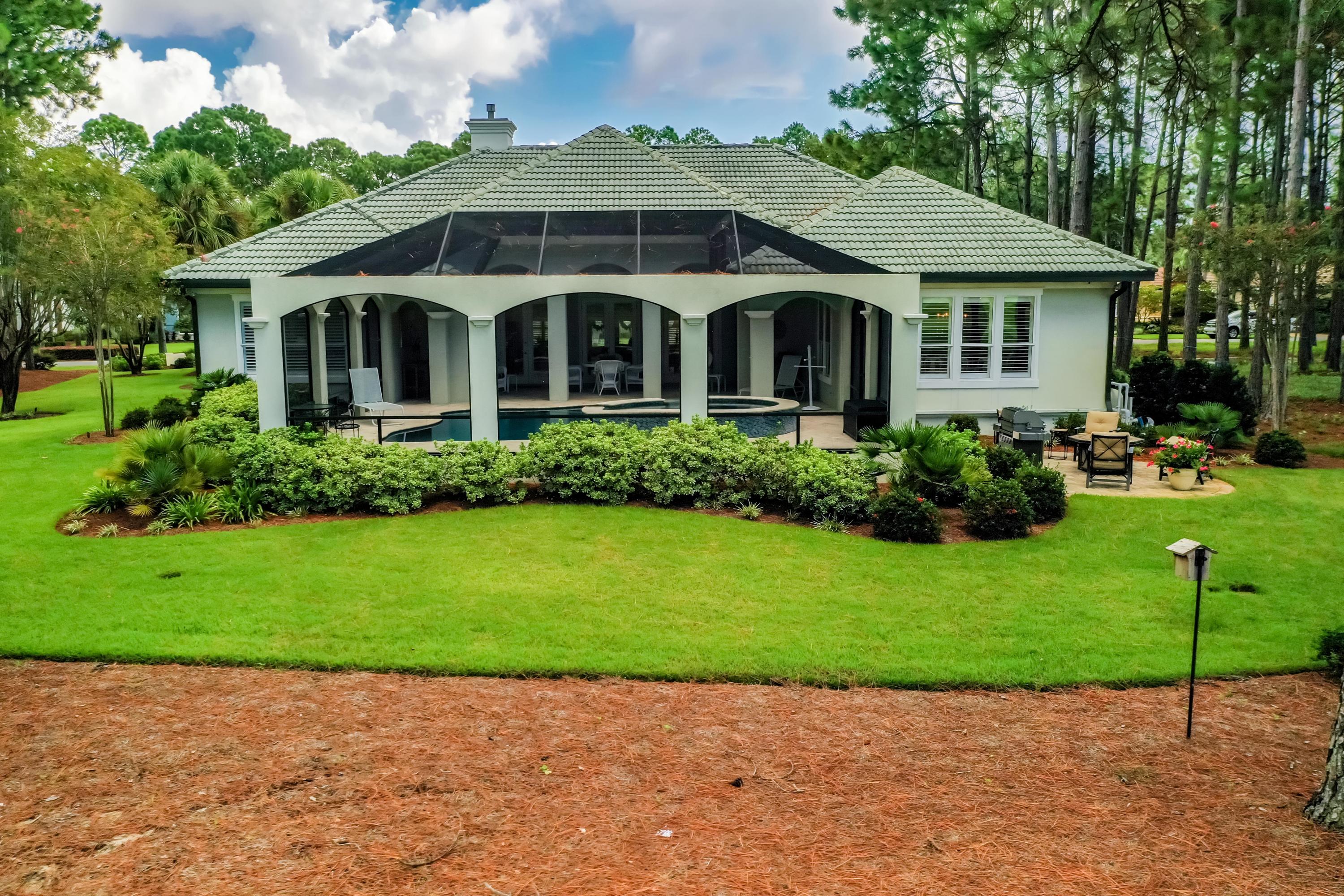 ISLAND GREEN - Residential