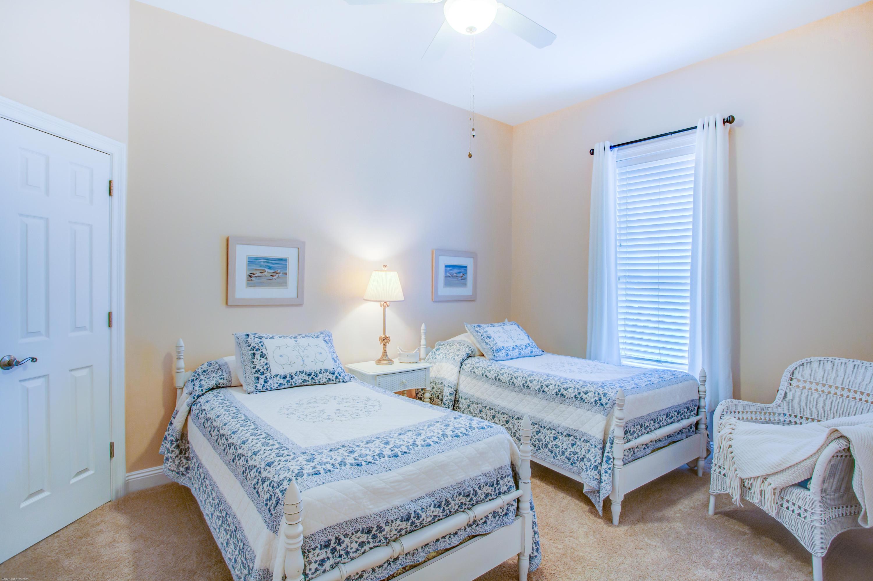 ISLAND GREEN - Residential