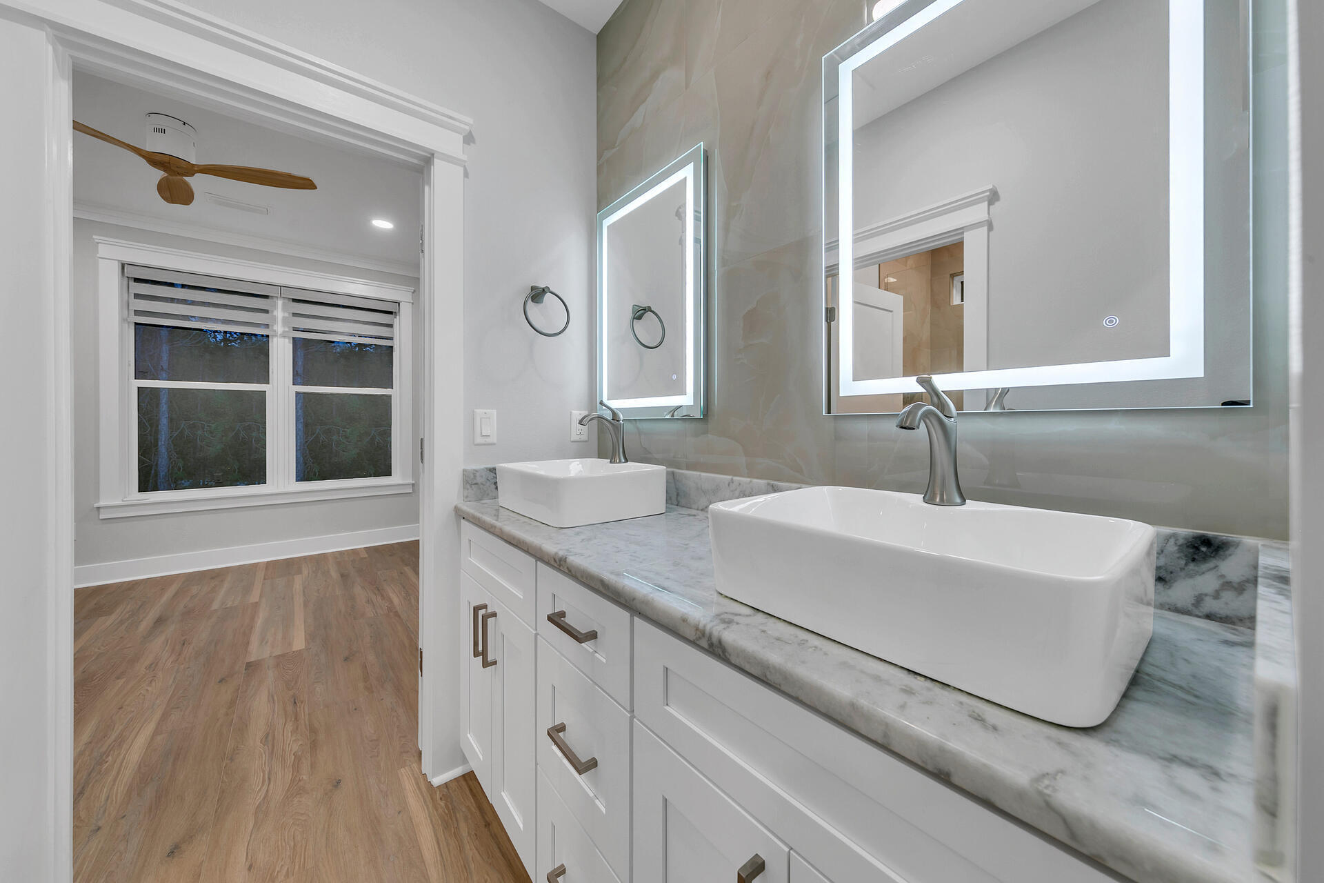 LOT 3 BLOCK 1 OF J.M. & E S/D - Residential