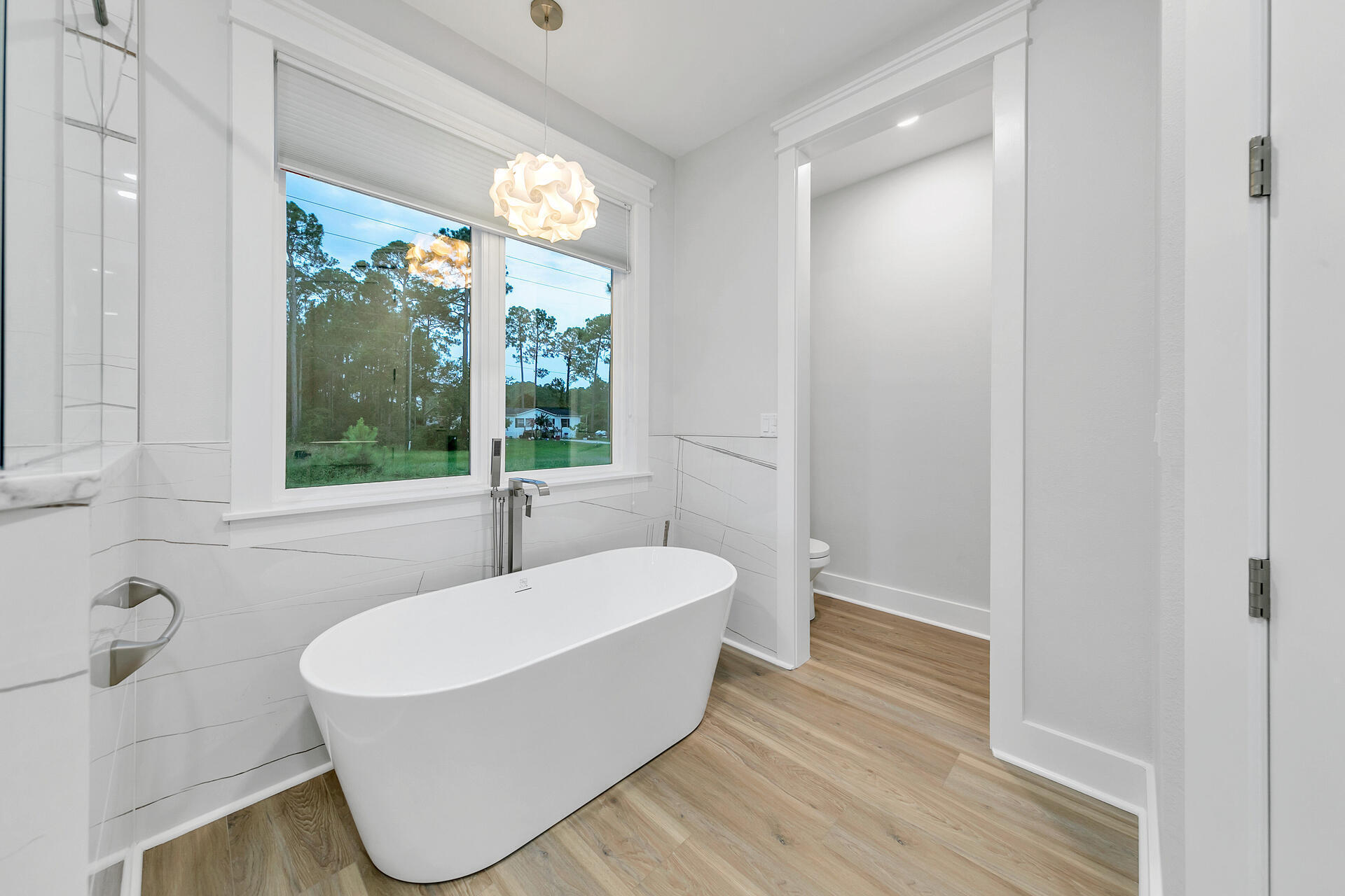 LOT 3 BLOCK 1 OF J.M. & E S/D - Residential