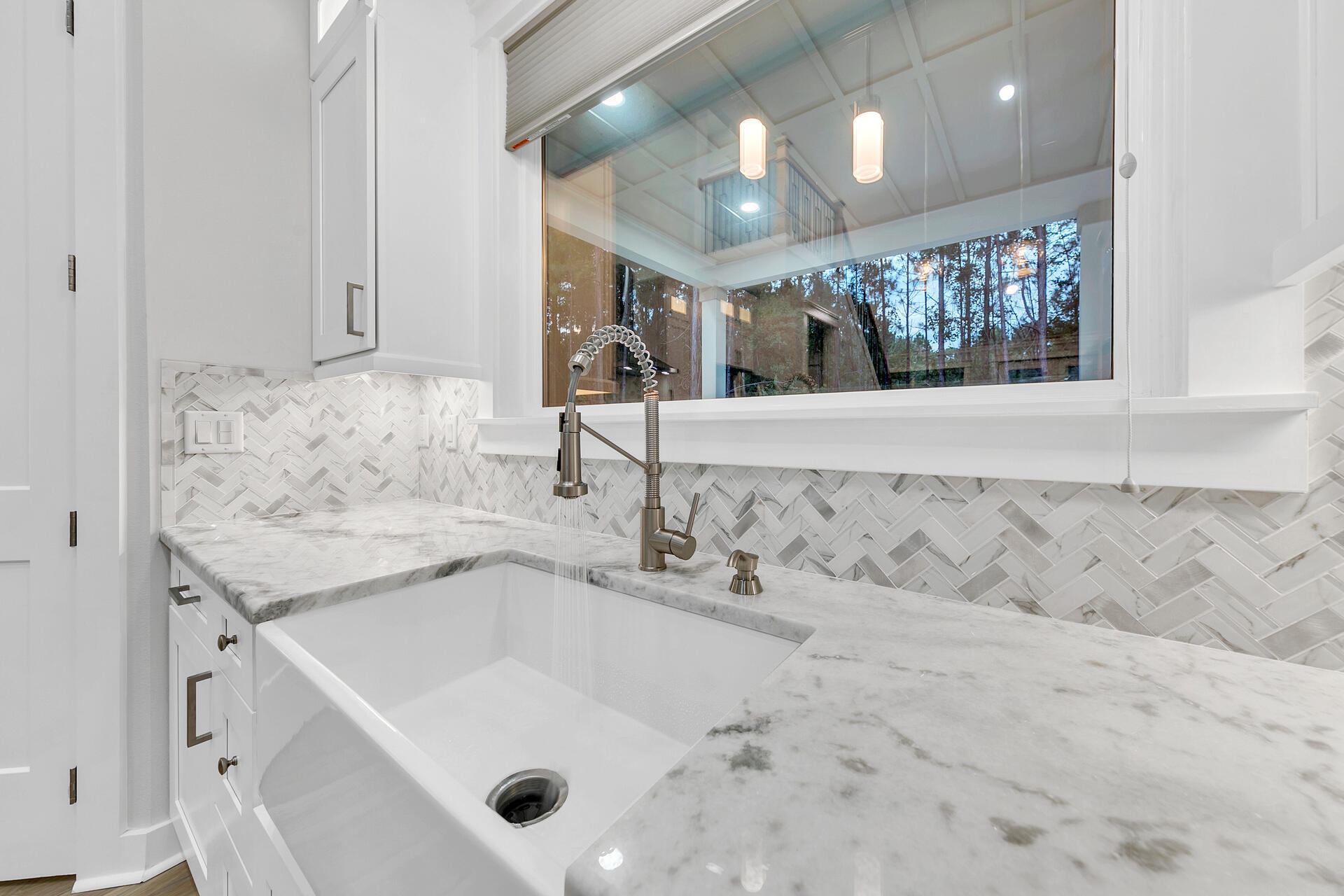 LOT 3 BLOCK 1 OF J.M. & E S/D - Residential