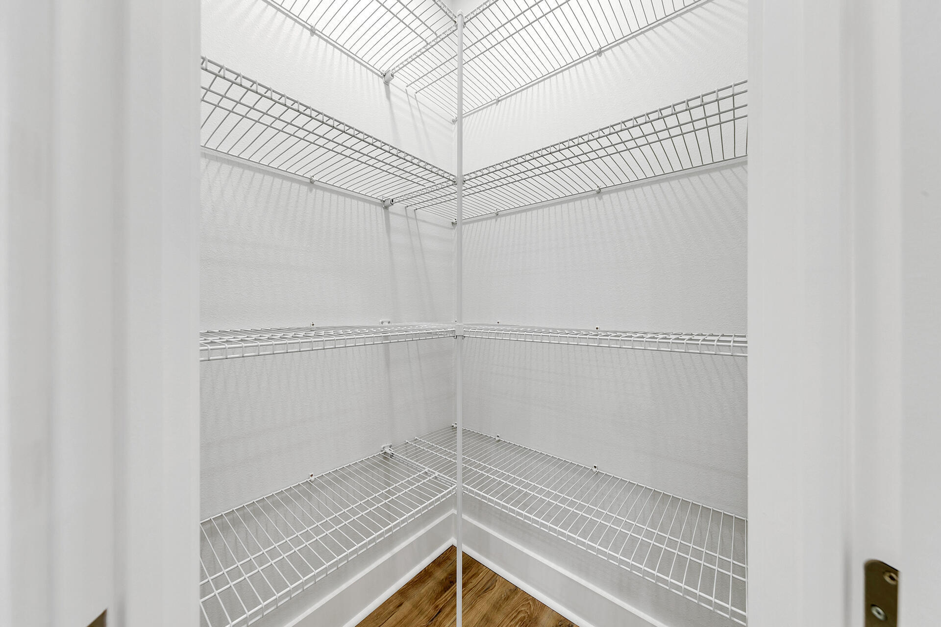 LOT 3 BLOCK 1 OF J.M. & E S/D - Residential