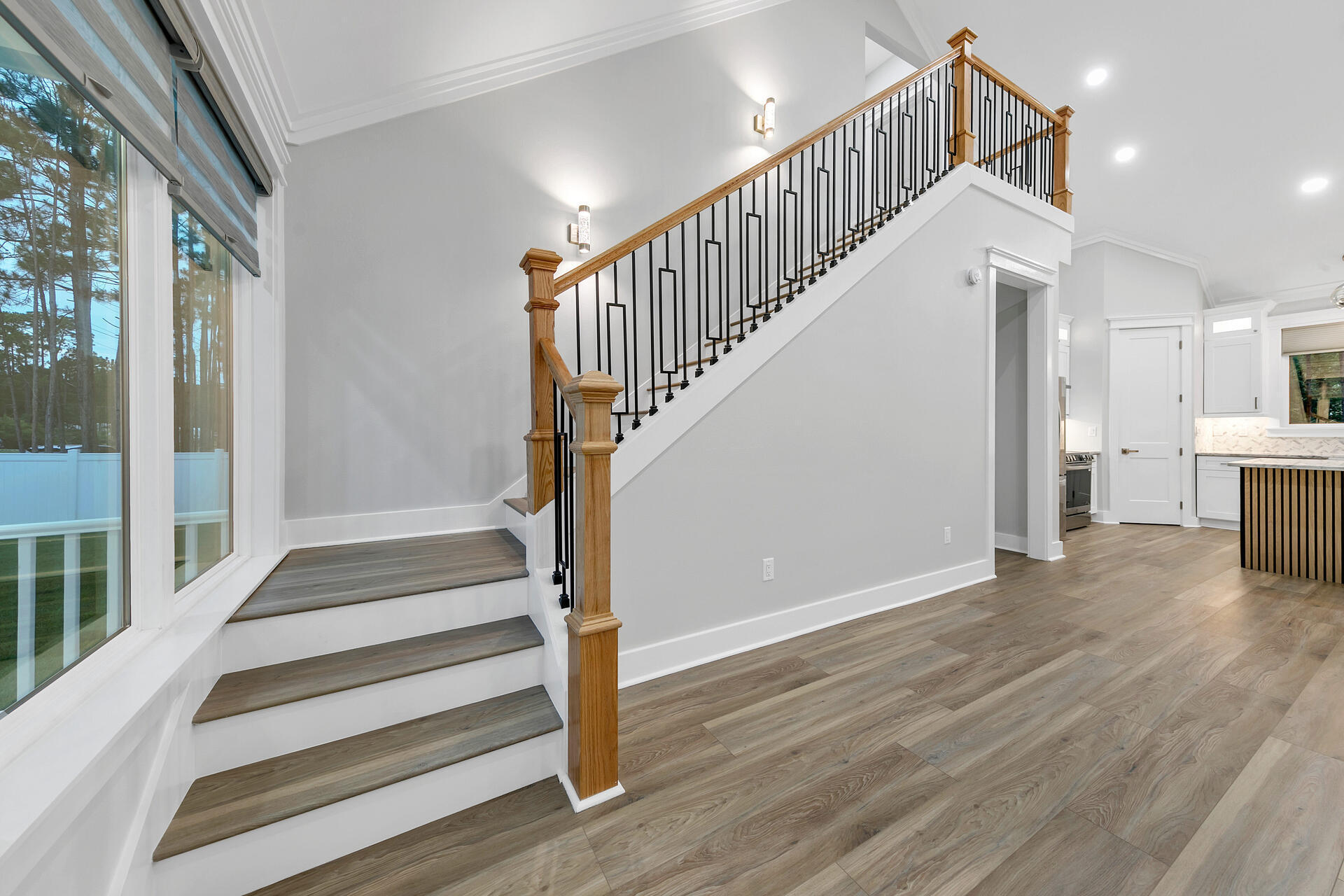 LOT 3 BLOCK 1 OF J.M. & E S/D - Residential