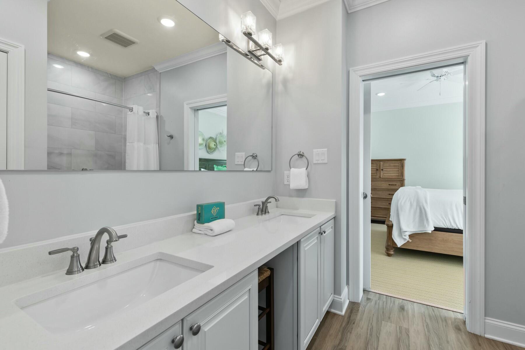 EASTERN LAKE ESTATES - Residential