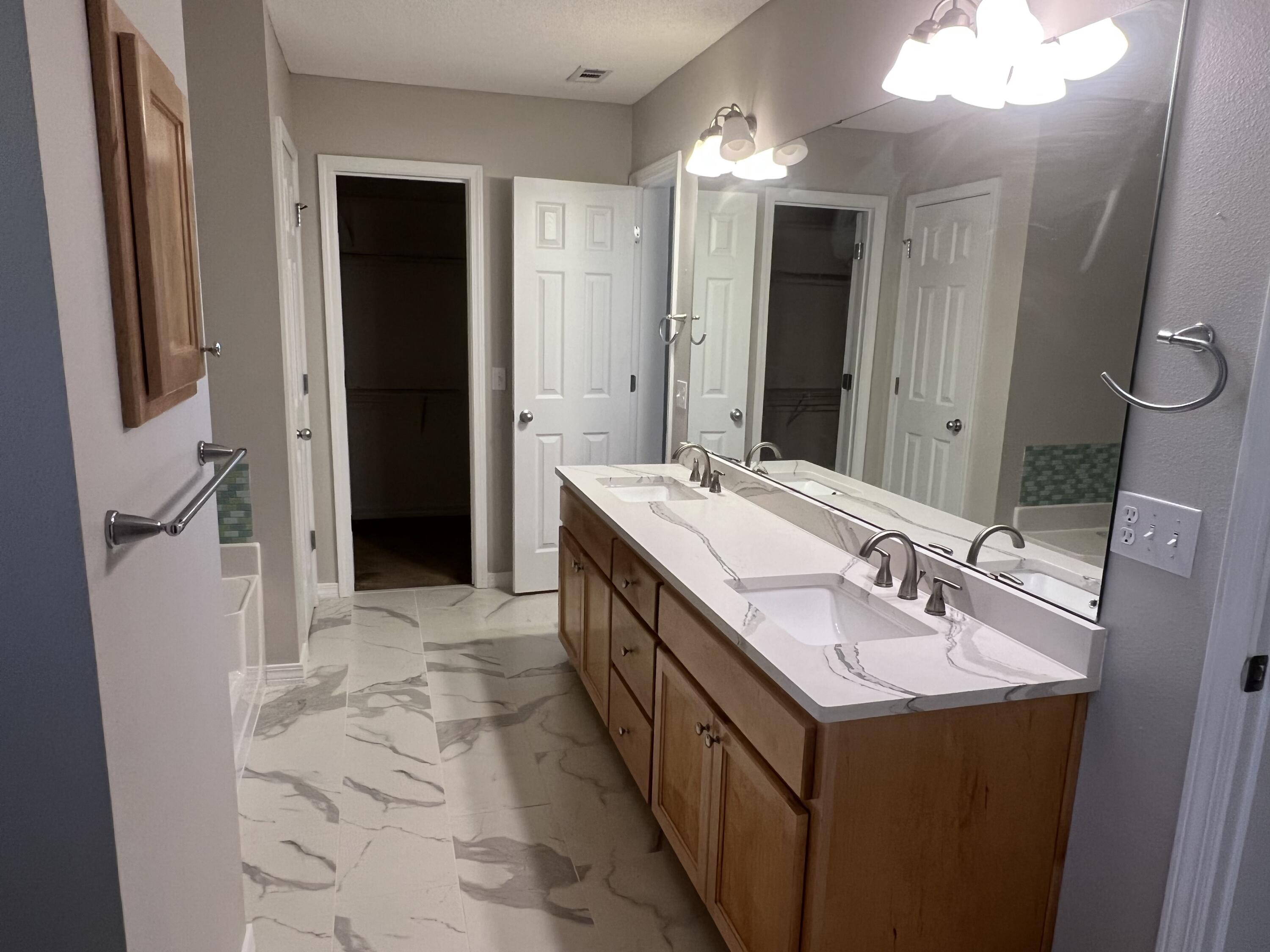 ALICIA PLACE - Residential