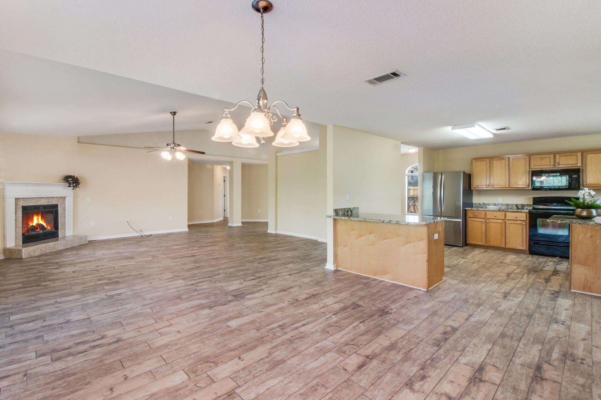 ALICIA PLACE - Residential