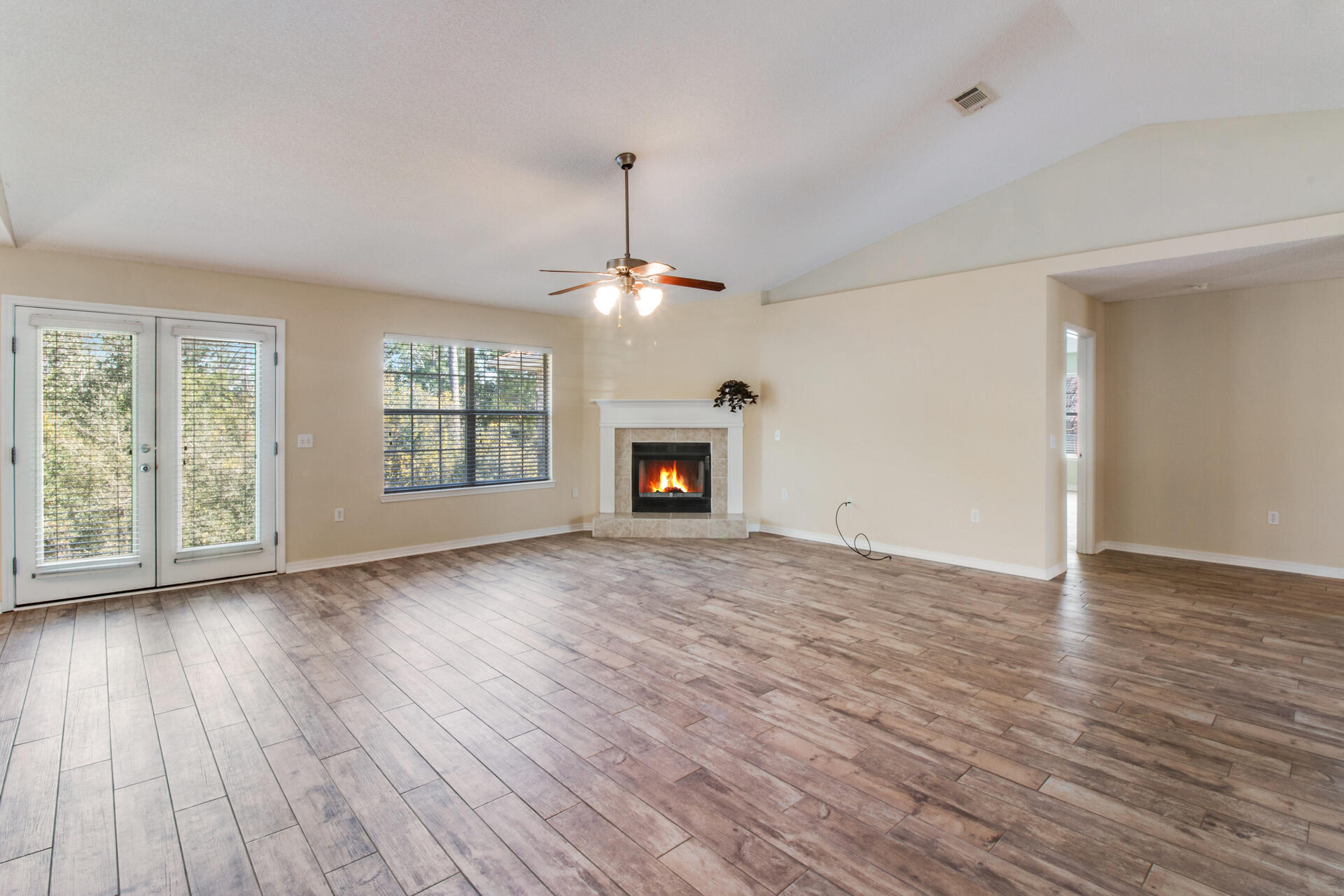 ALICIA PLACE - Residential