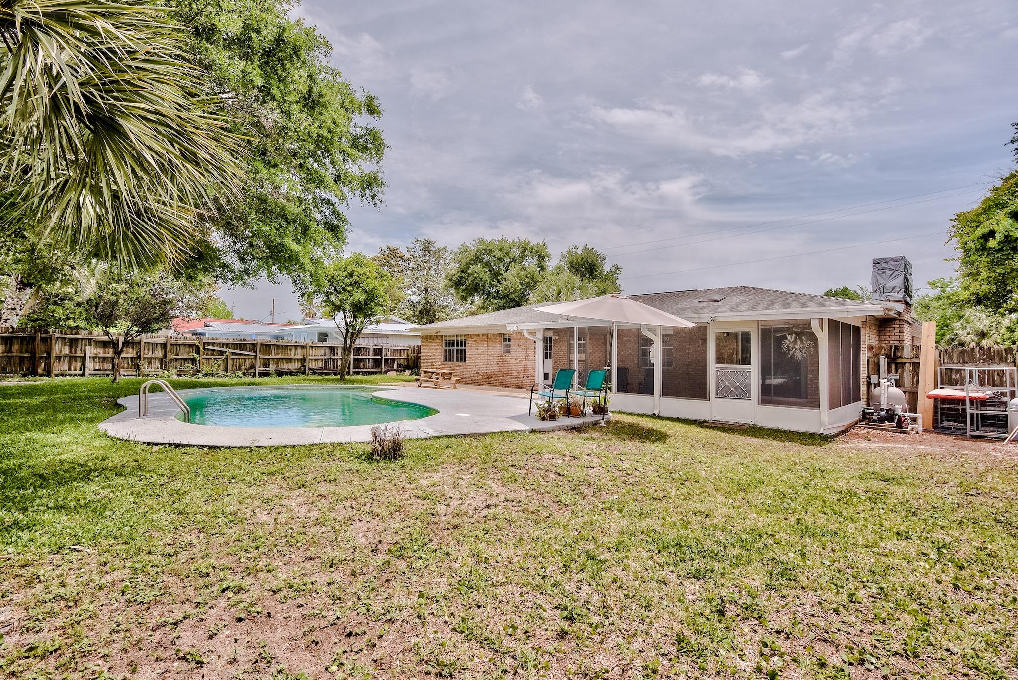 SPRING LAKE 2ND ADD - Residential