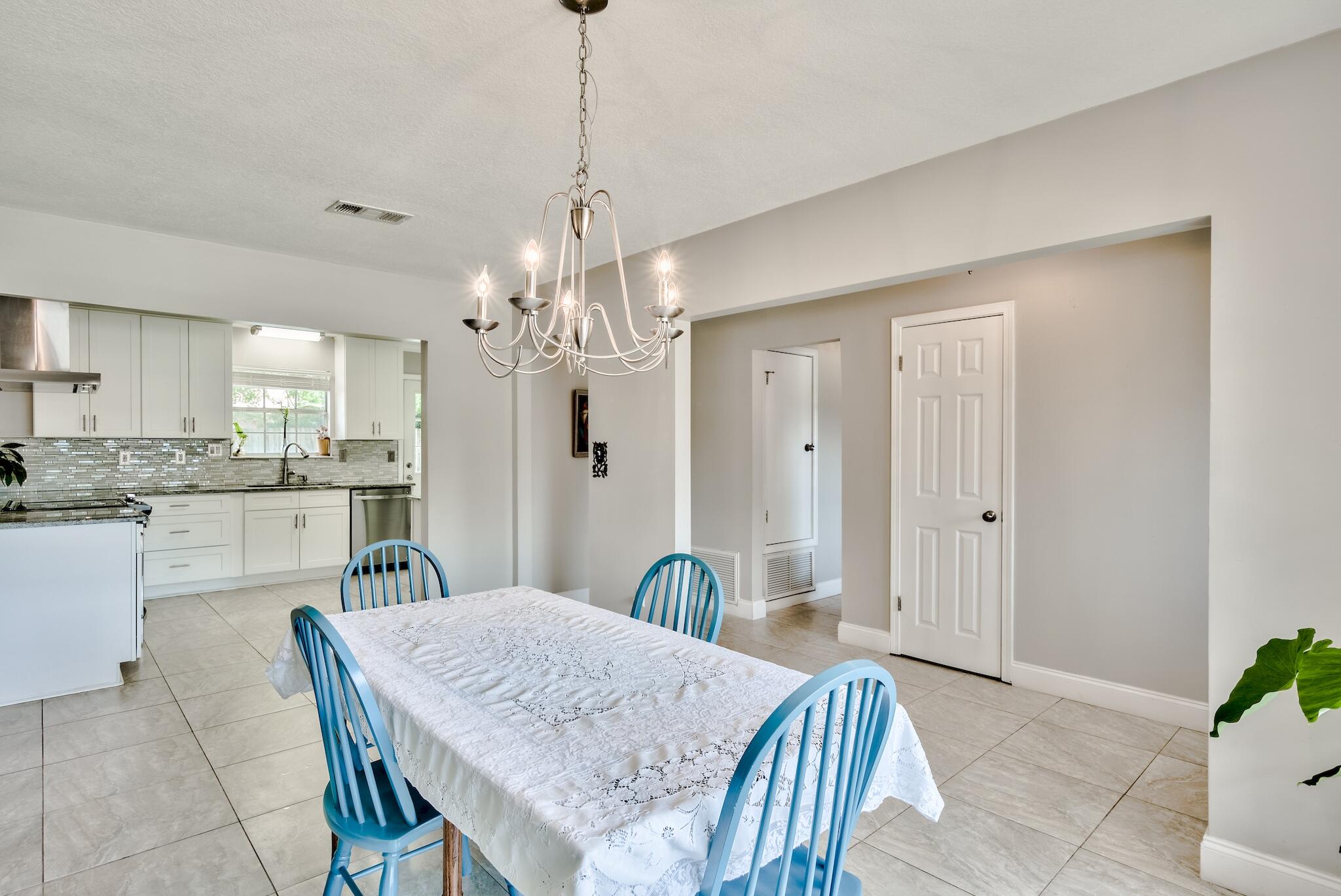 SPRING LAKE 2ND ADD - Residential