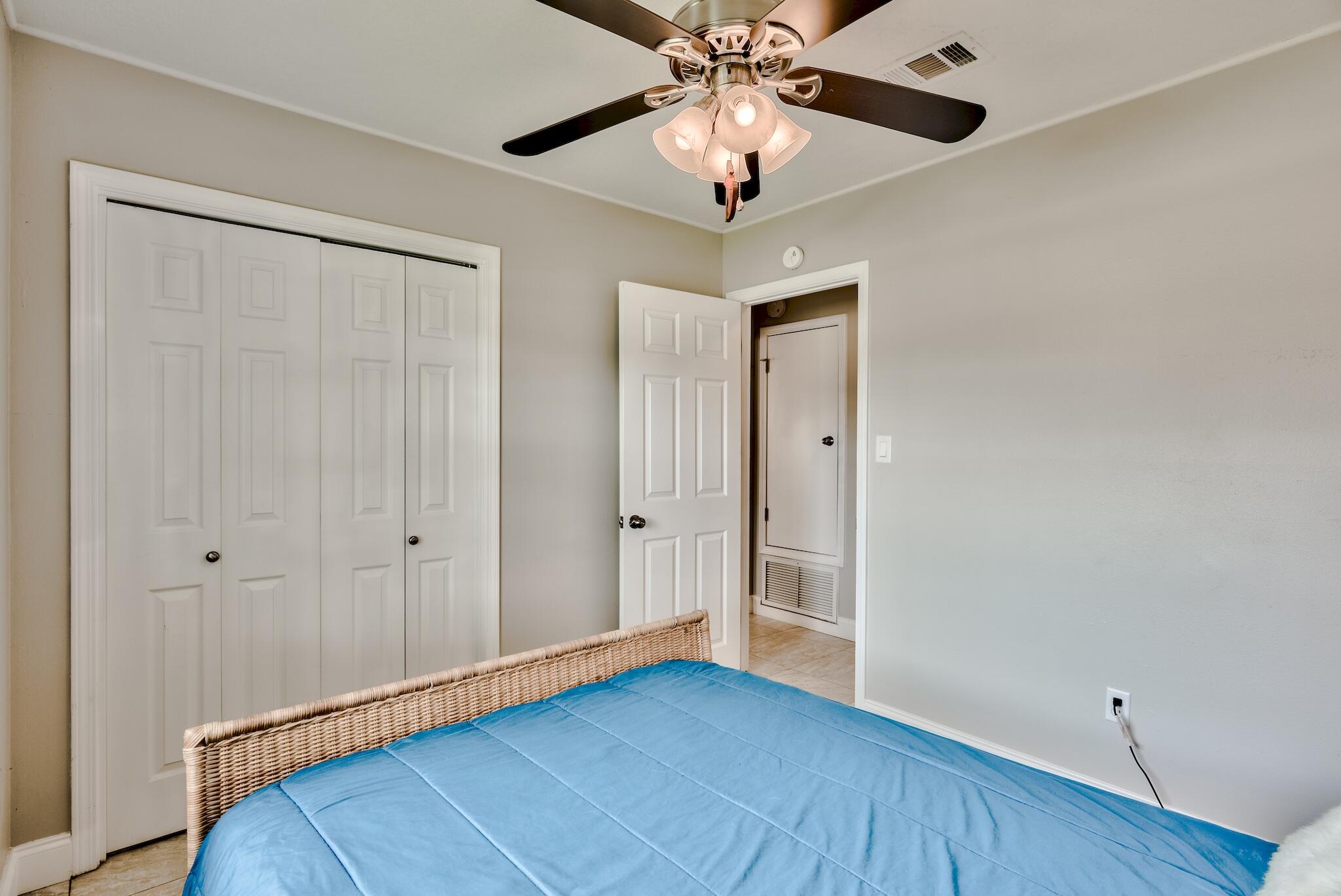 SPRING LAKE 2ND ADD - Residential