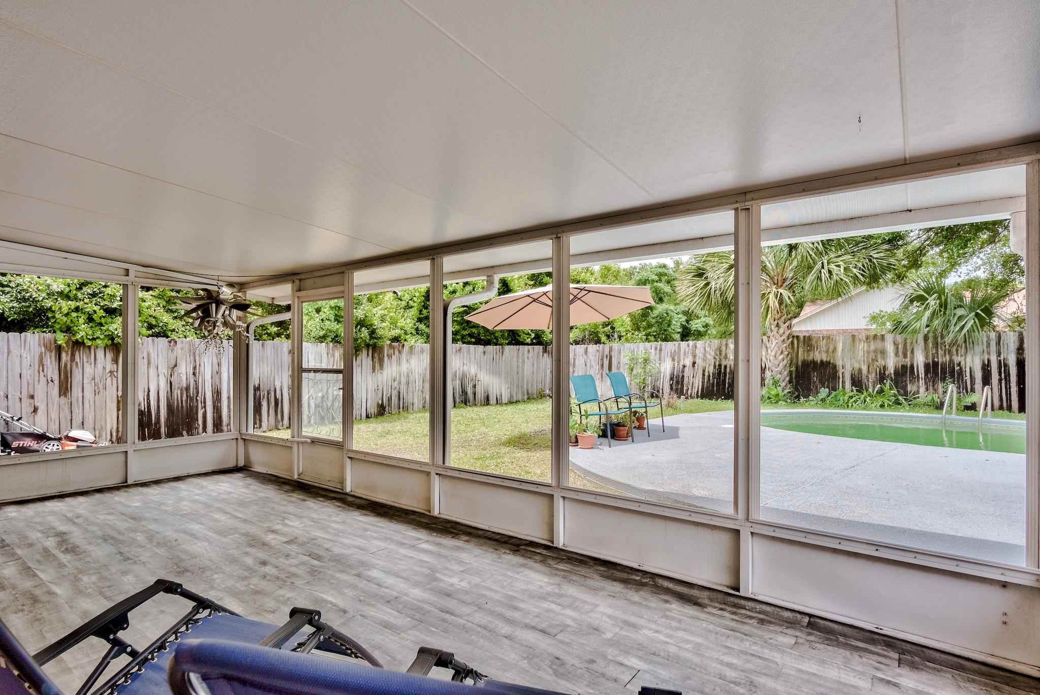 SPRING LAKE 2ND ADD - Residential