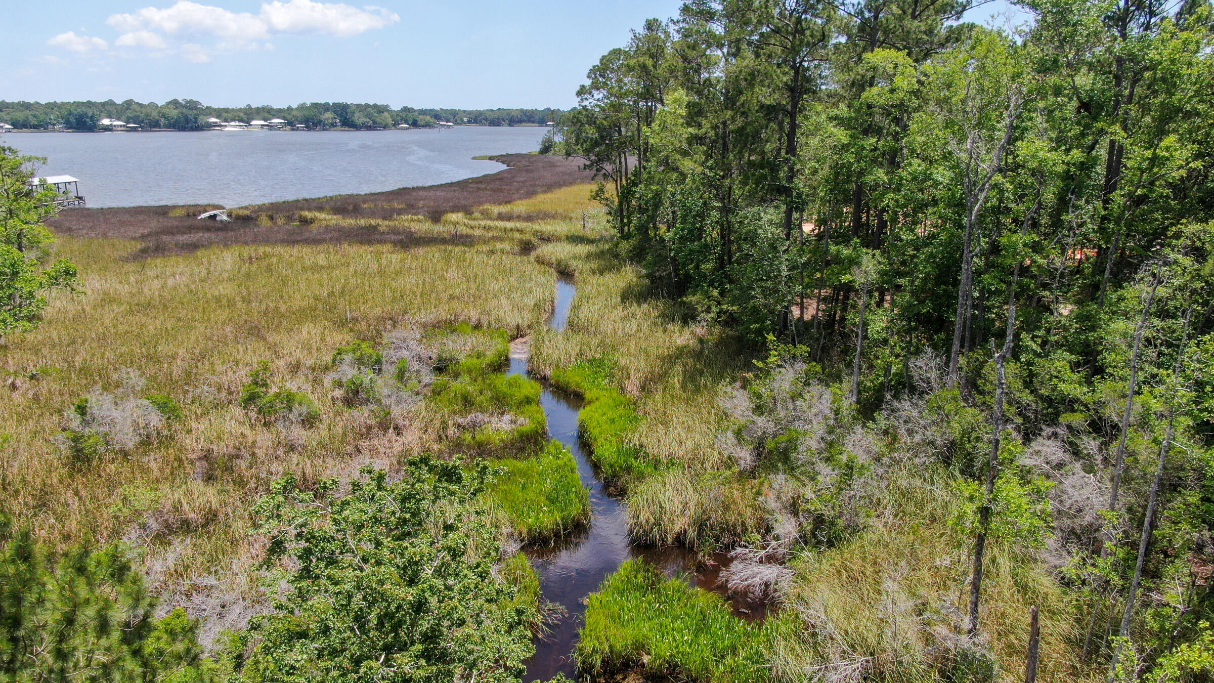 CROSS CREEK SHORES - Residential