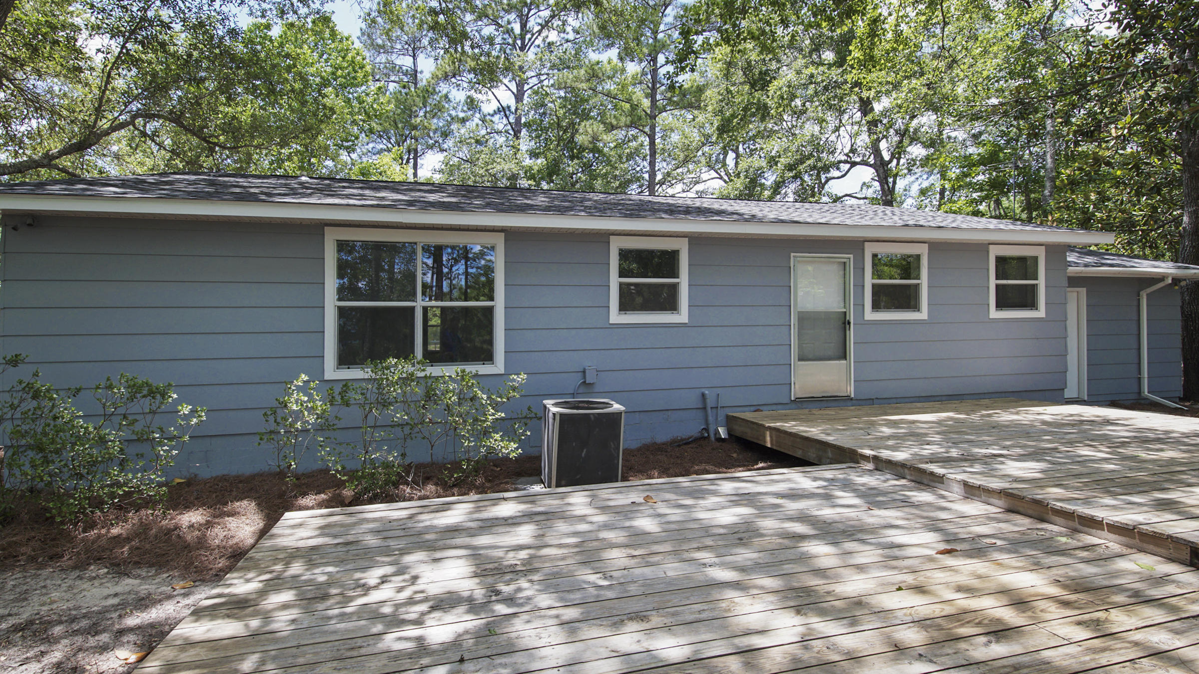 CROSS CREEK SHORES - Residential