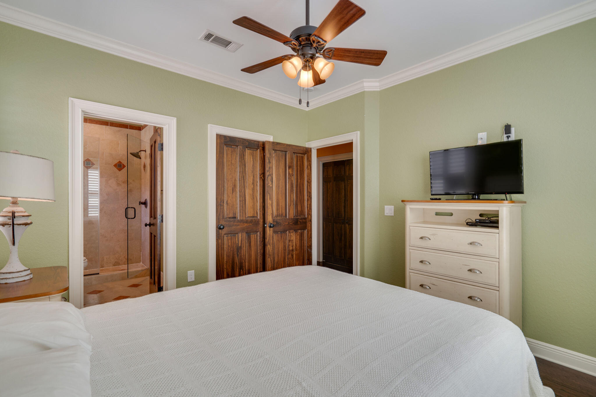 VILLA LAGO - Residential