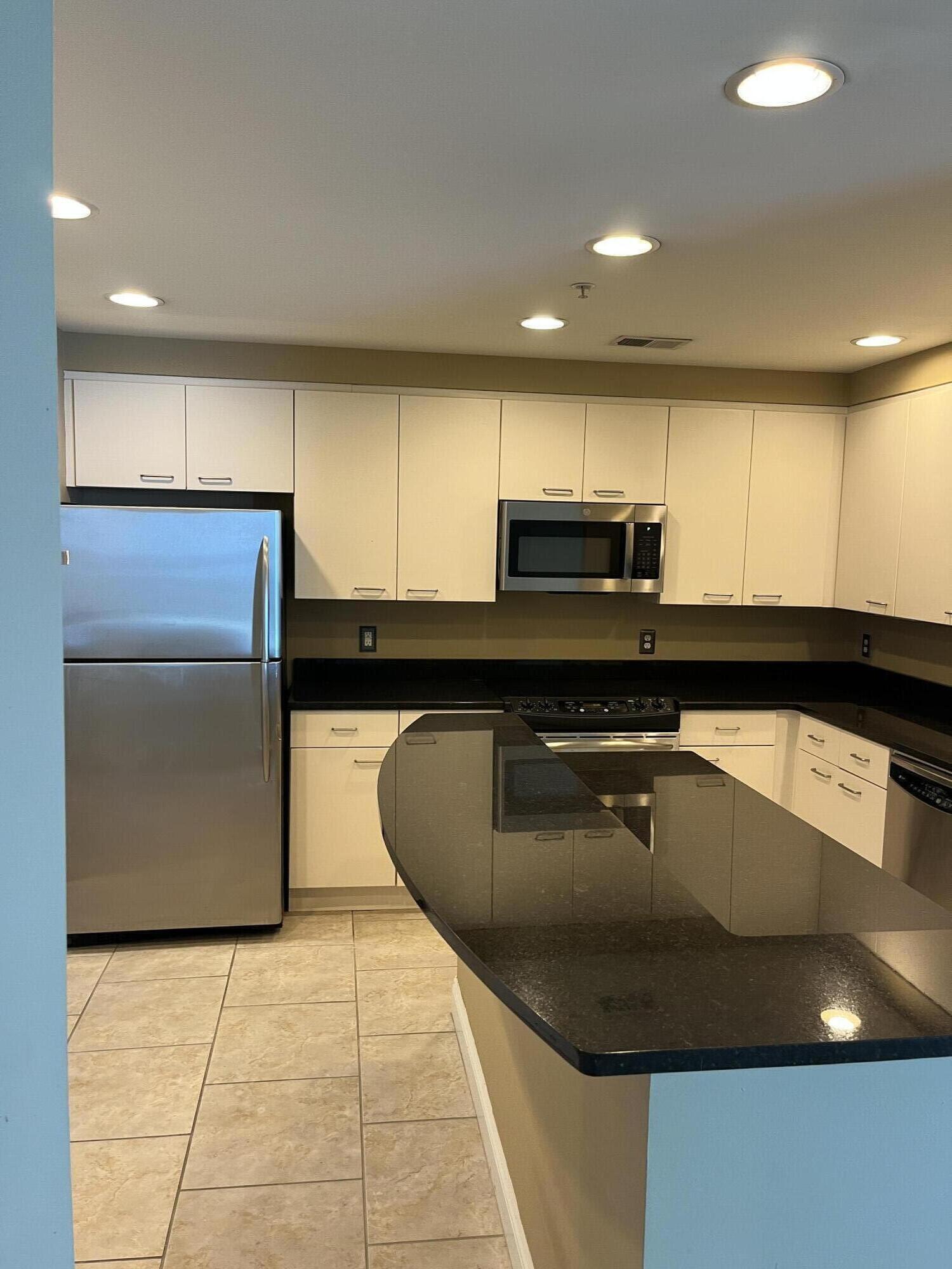 MARINA LANDING - Residential