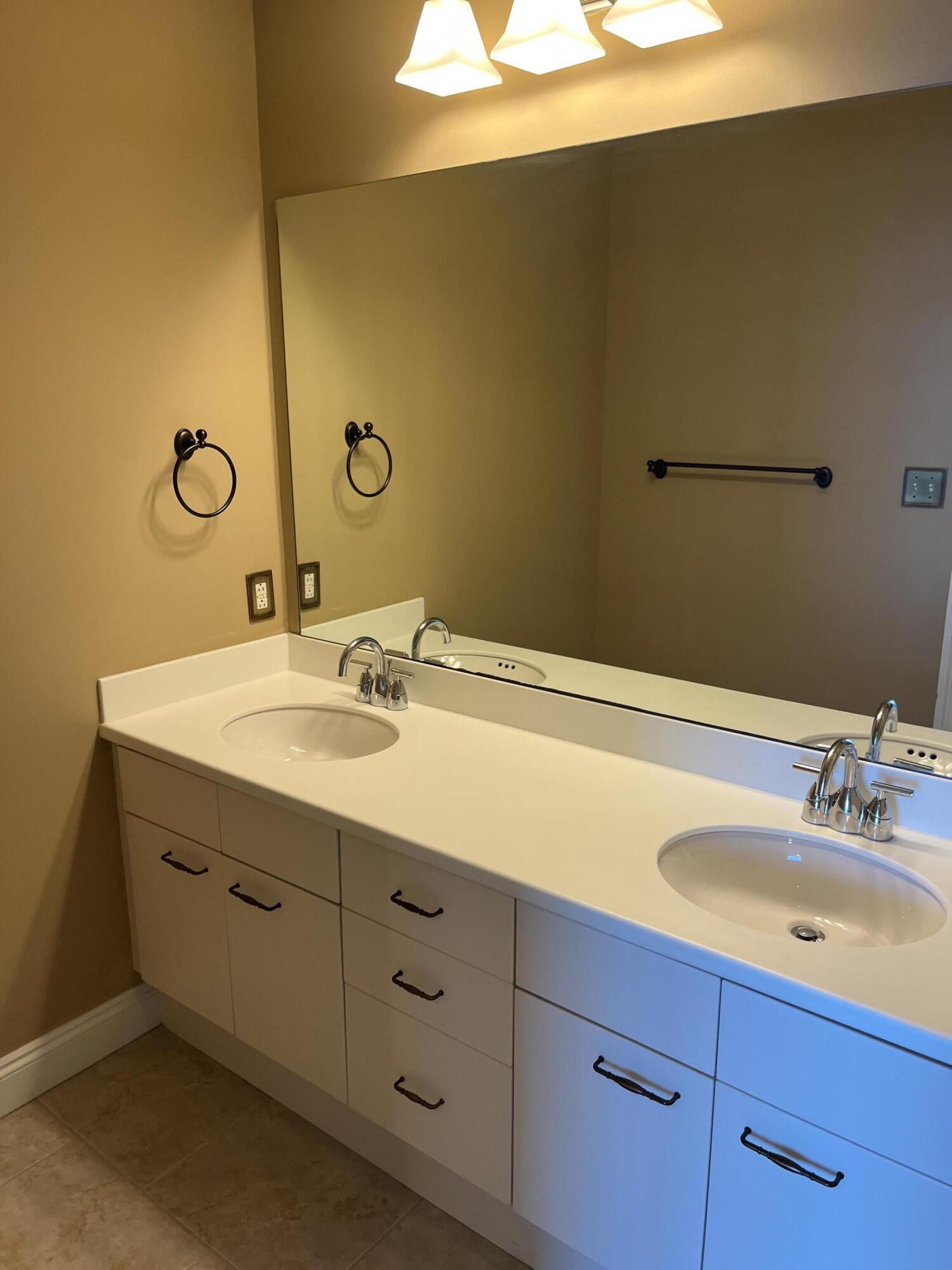 MARINA LANDING - Residential