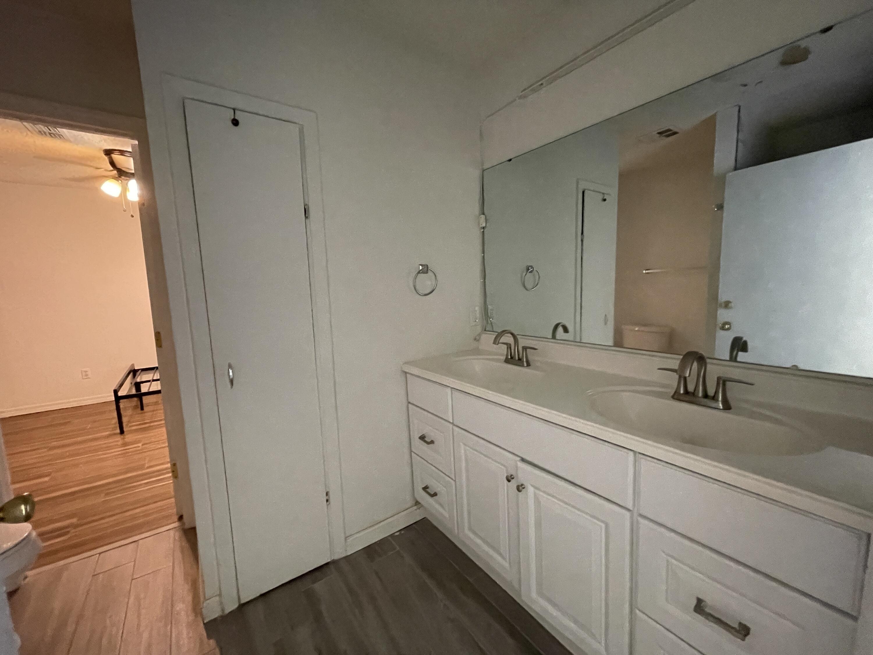 WINTHROP PLACE - Residential