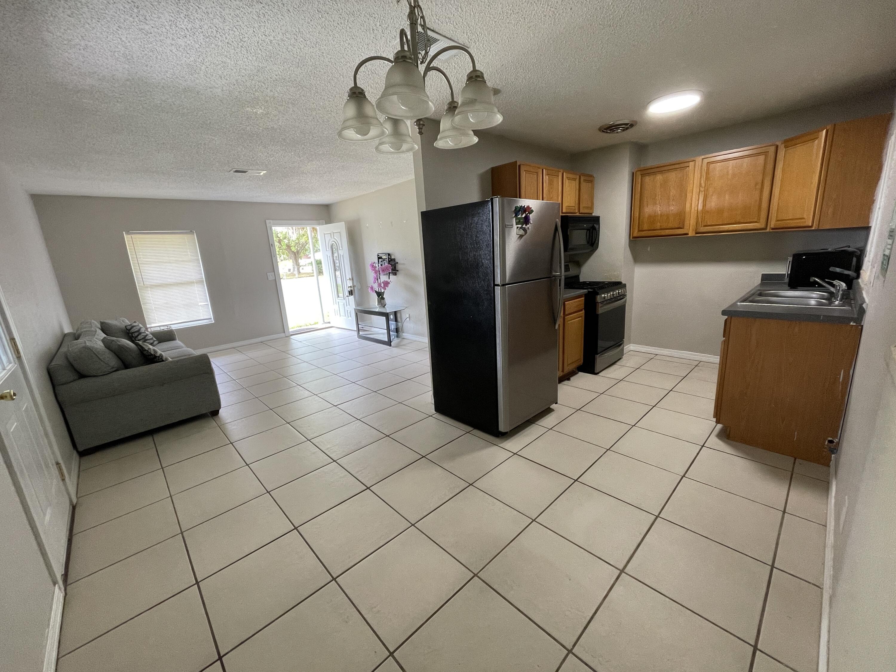 WINTHROP PLACE - Residential