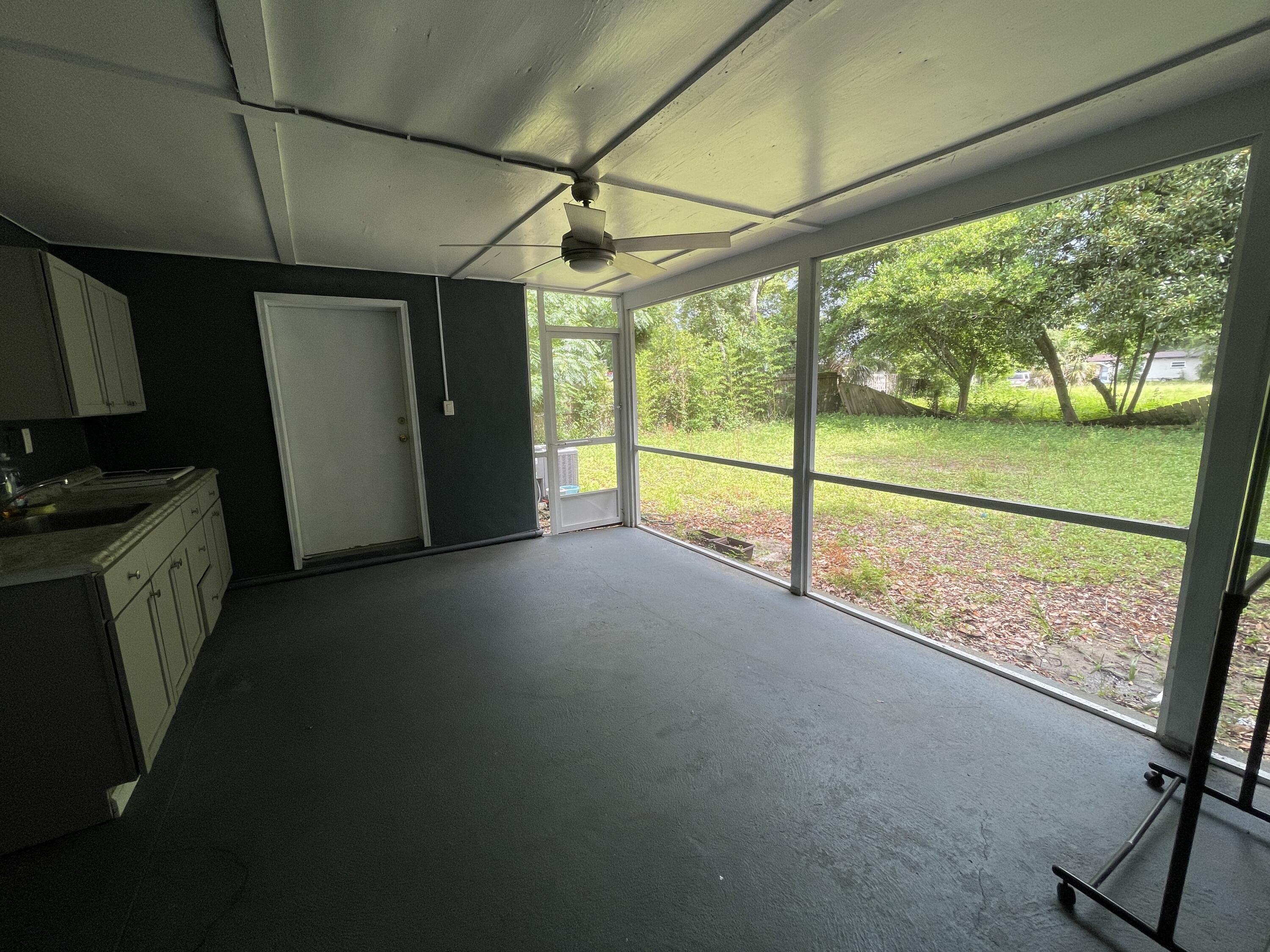 WINTHROP PLACE - Residential