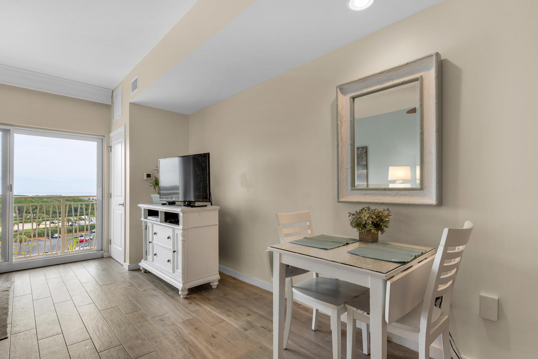 LUAU II - Residential