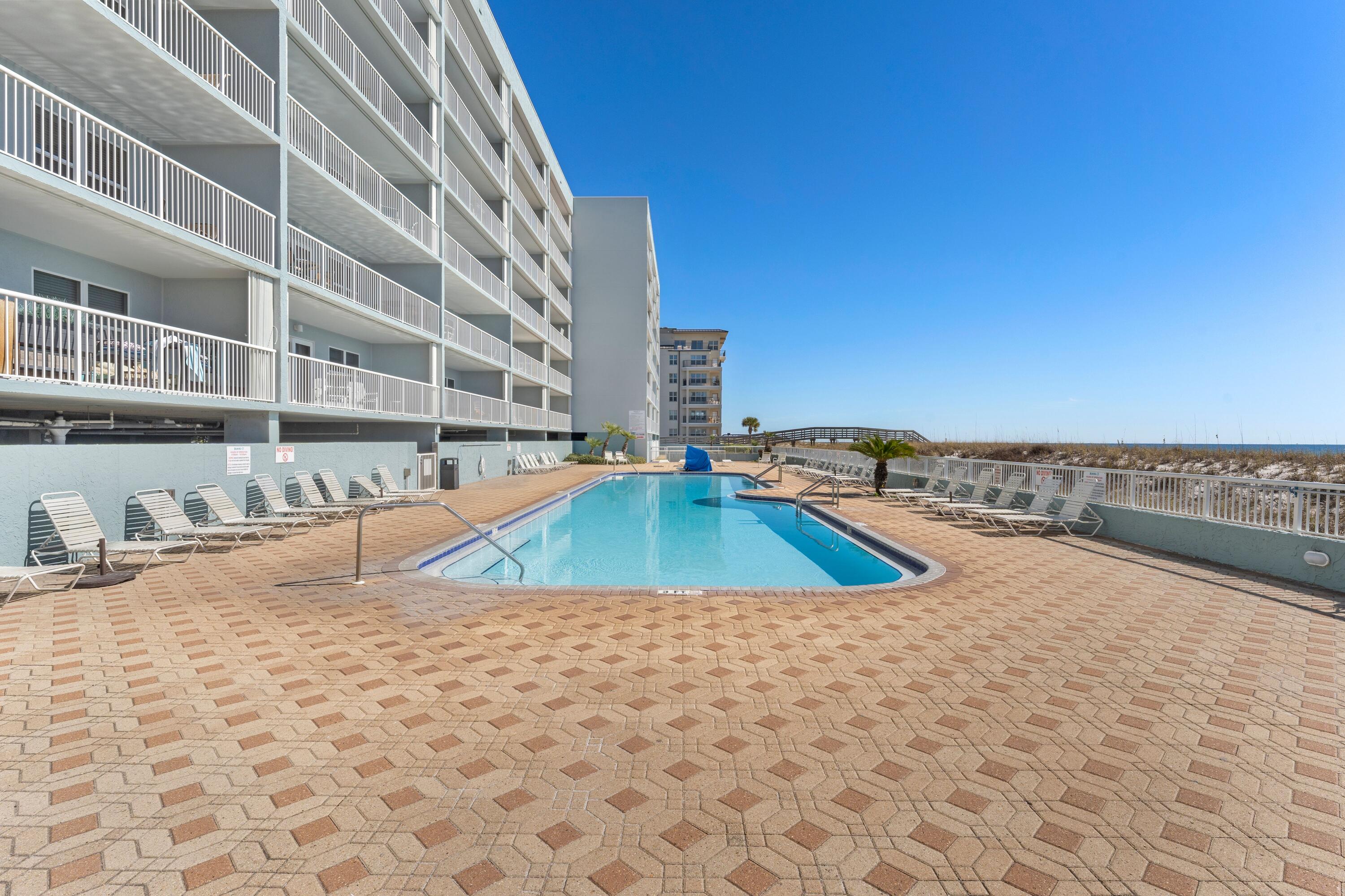 ISLANDER BEACH RESORT PH 2 - Residential