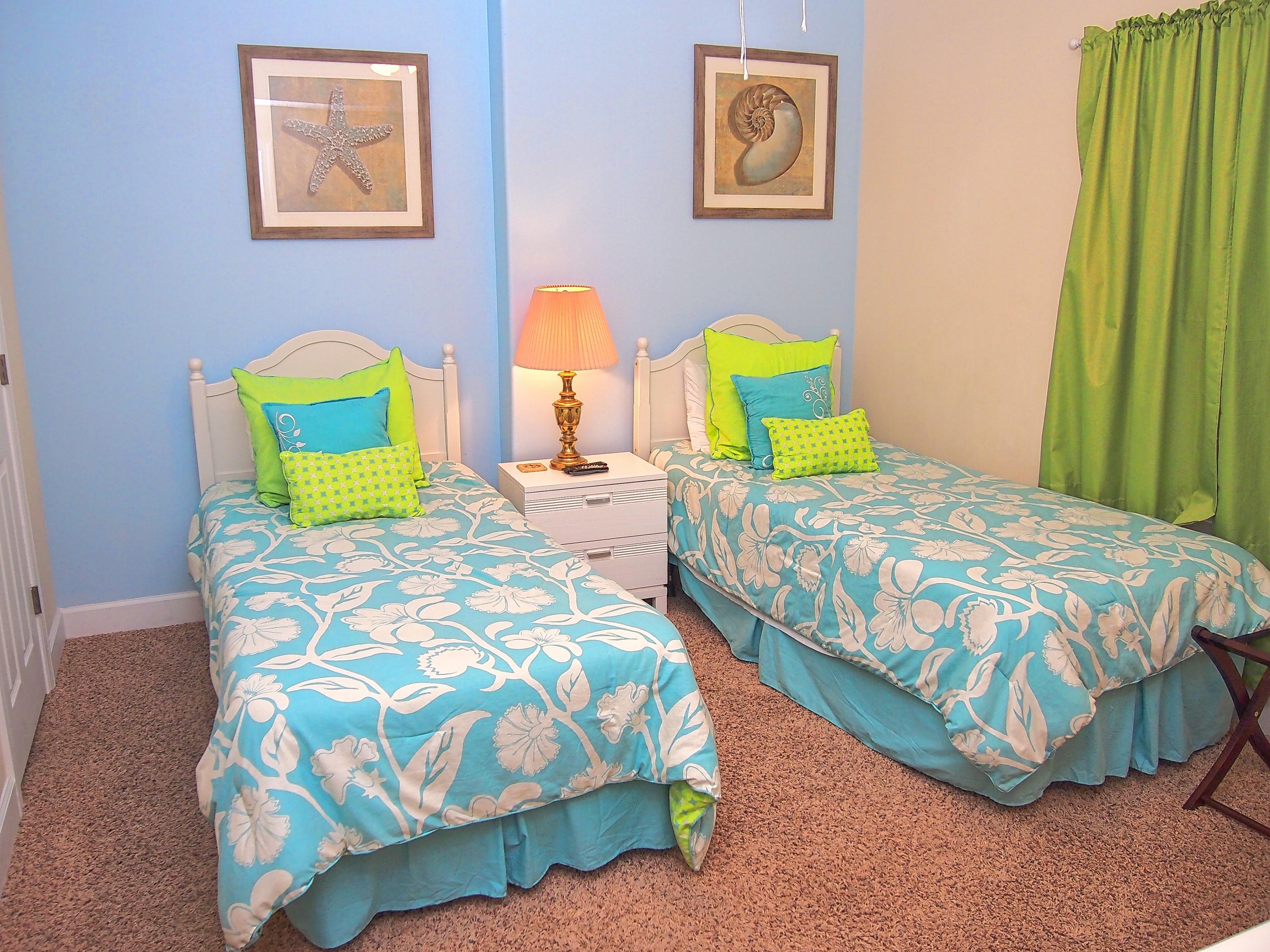 TROPIC WINDS - Residential