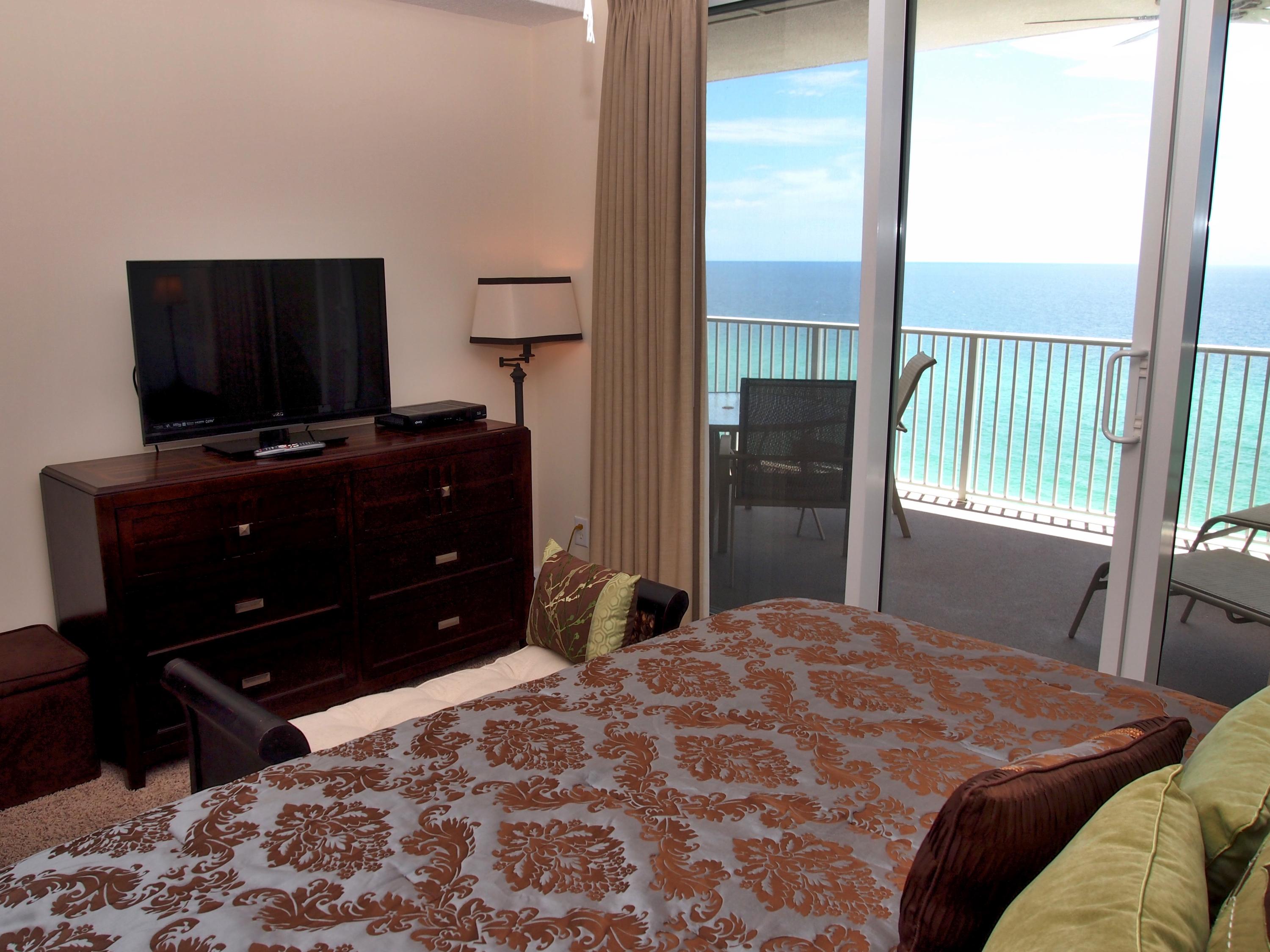 TROPIC WINDS - Residential