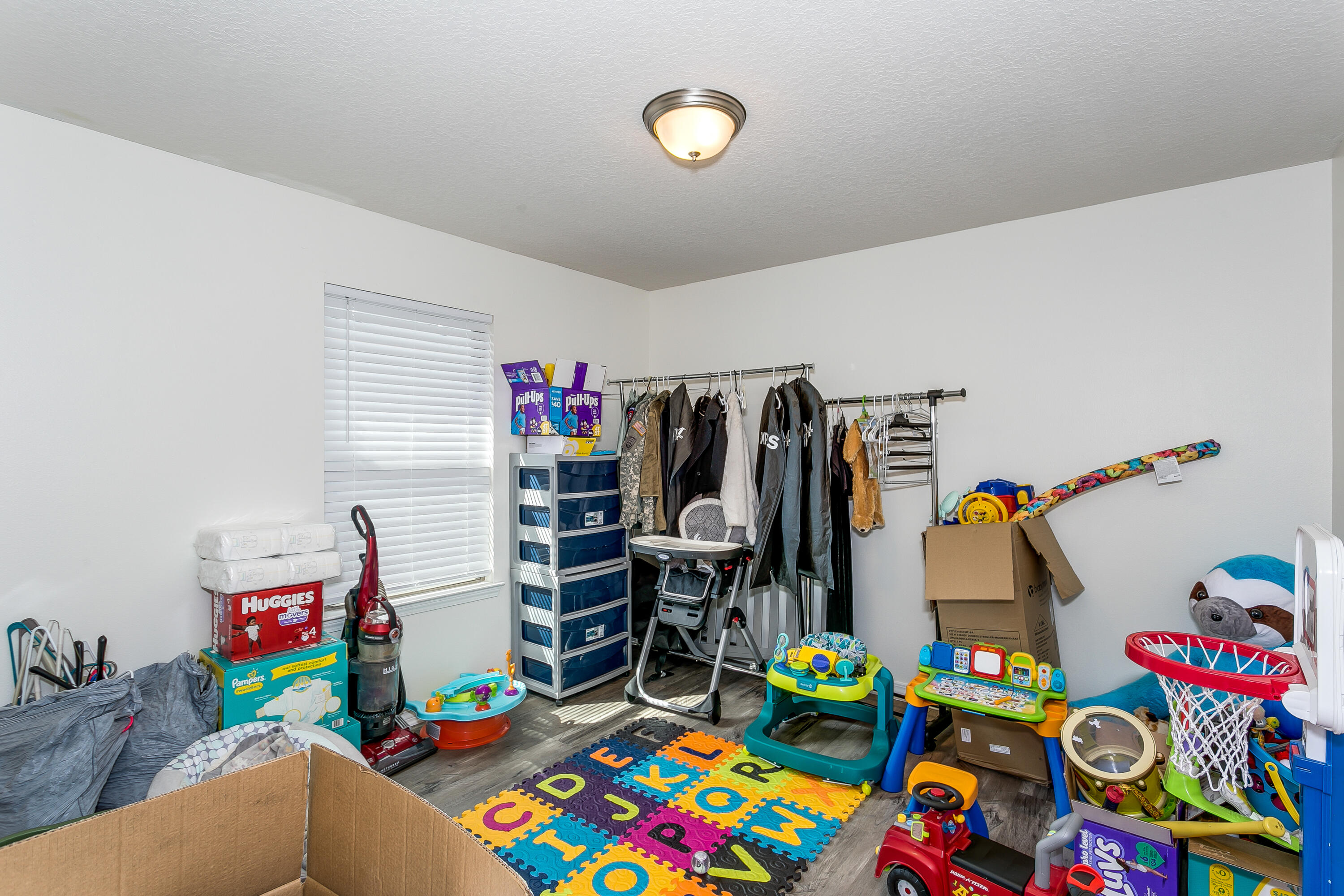 NO RECORDED SUBDIVISION - Residential